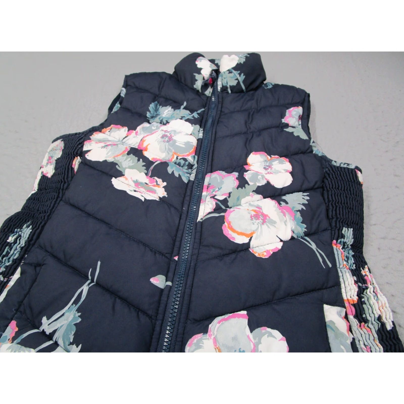 Vintage Joules Vest Women 6 Blue Floral High Groove Print Full Zip Puffer Sleeveless Size M / US 6-8 / IT 42-44 - 2 Thumbnail