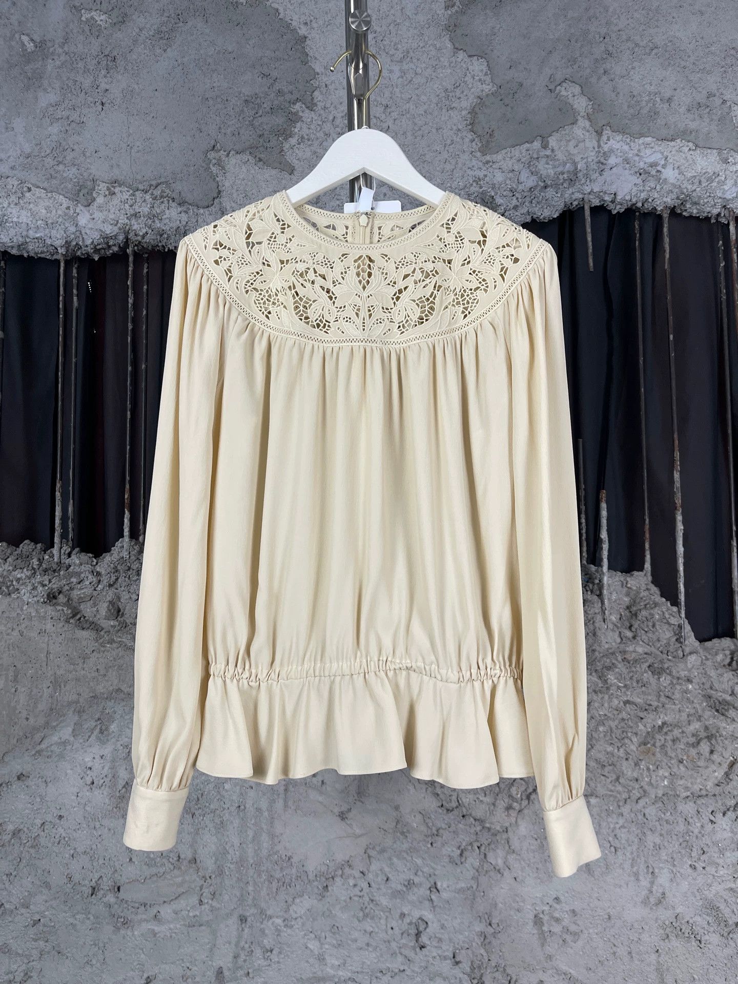Celine Celine Heavy Construction Long Sleeve Women's Size XS / US 0-2 / IT 36-38 - 1 Thumbnail