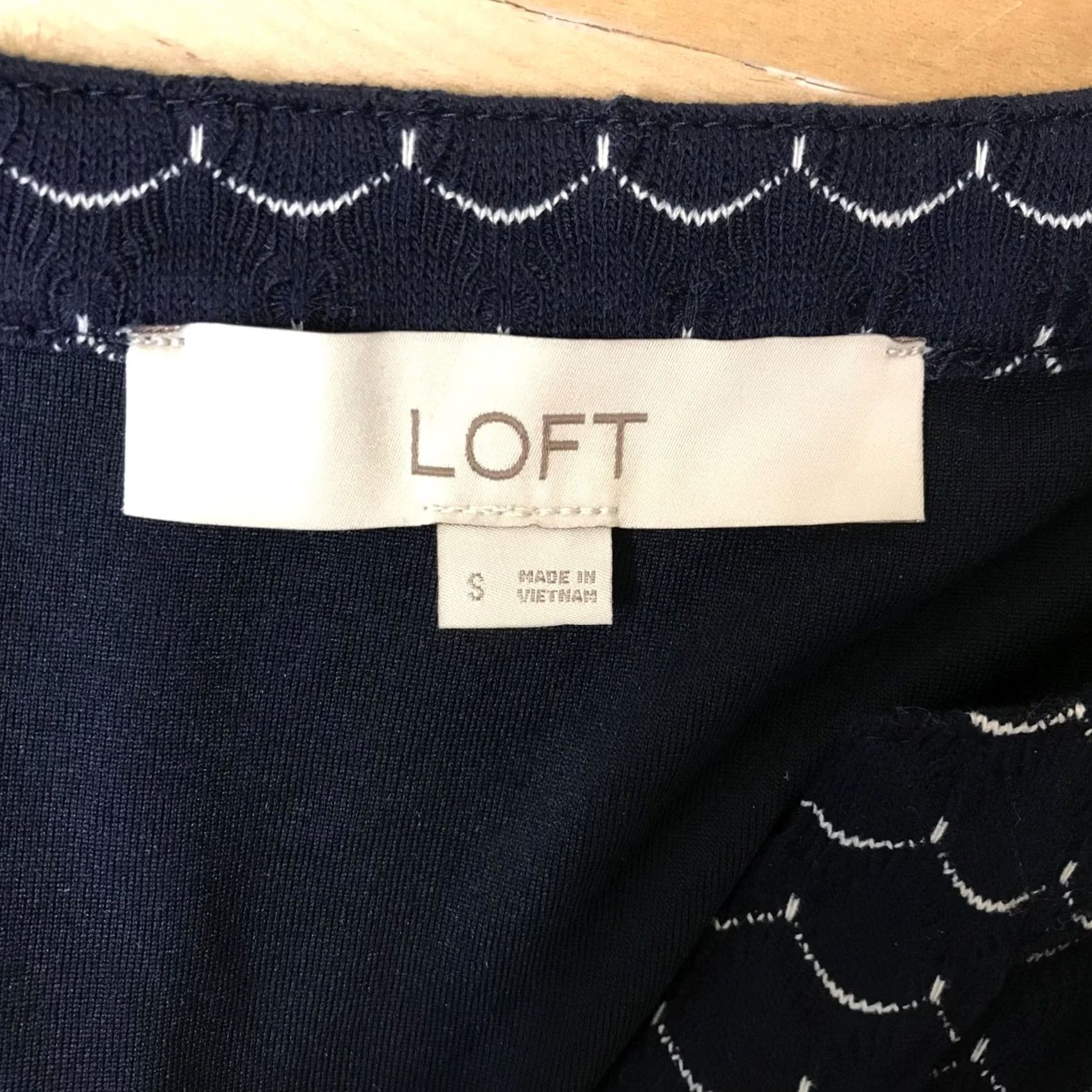 Loft LOFT Womens S Navy V Neck Short Sleeve Polyester Blend Dress Size 28" / US 6 / IT 42 - 7 Thumbnail