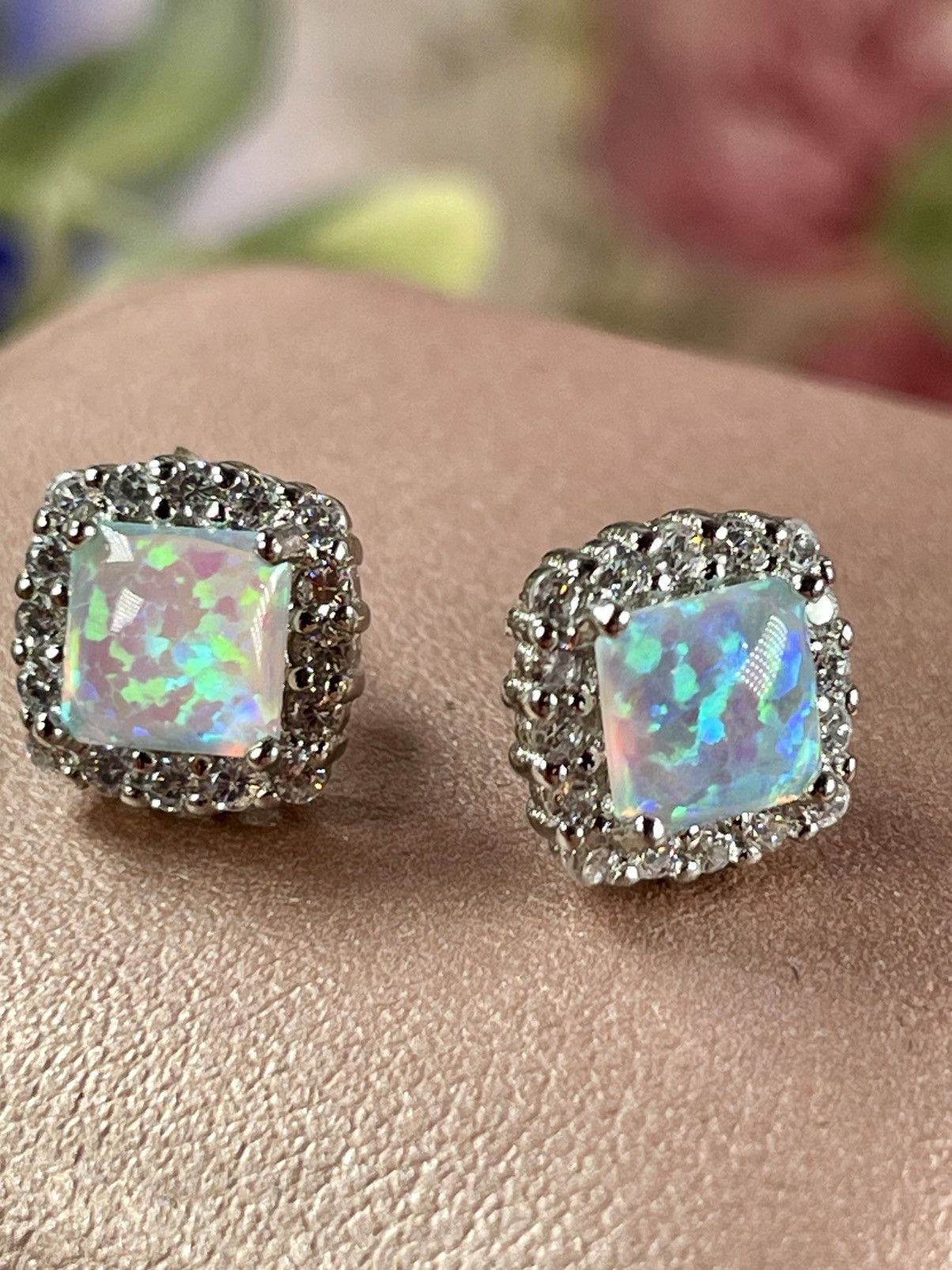 Other Genuine Andamooka OPAL and white Topaz. 2.5CT Silver 925 Size ONE SIZE - 1 Thumbnail