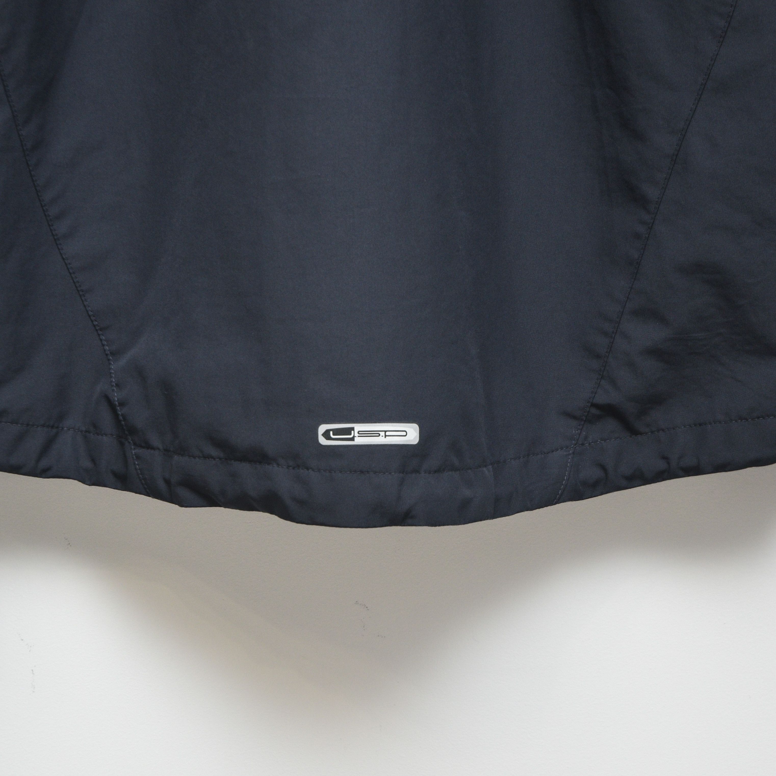 Puma PUMA BSC Young Boys Bern Training Football Jacket 09-10 M-L Size US M / EU 48-50 / 2 - 5 Thumbnail