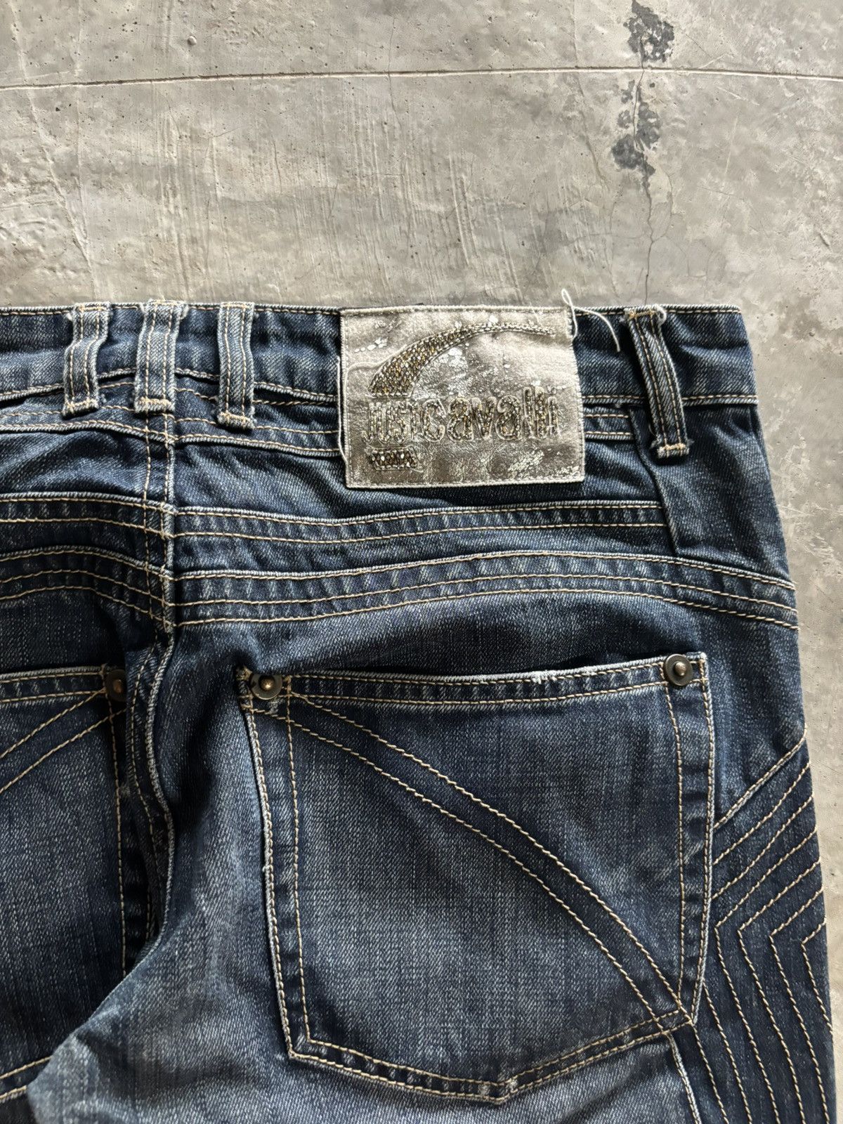 Just Cavalli JUST CAVALLI JEANS SIDE STITCHING ABSTRACT ART STYLE Size US 31 - 16 Thumbnail