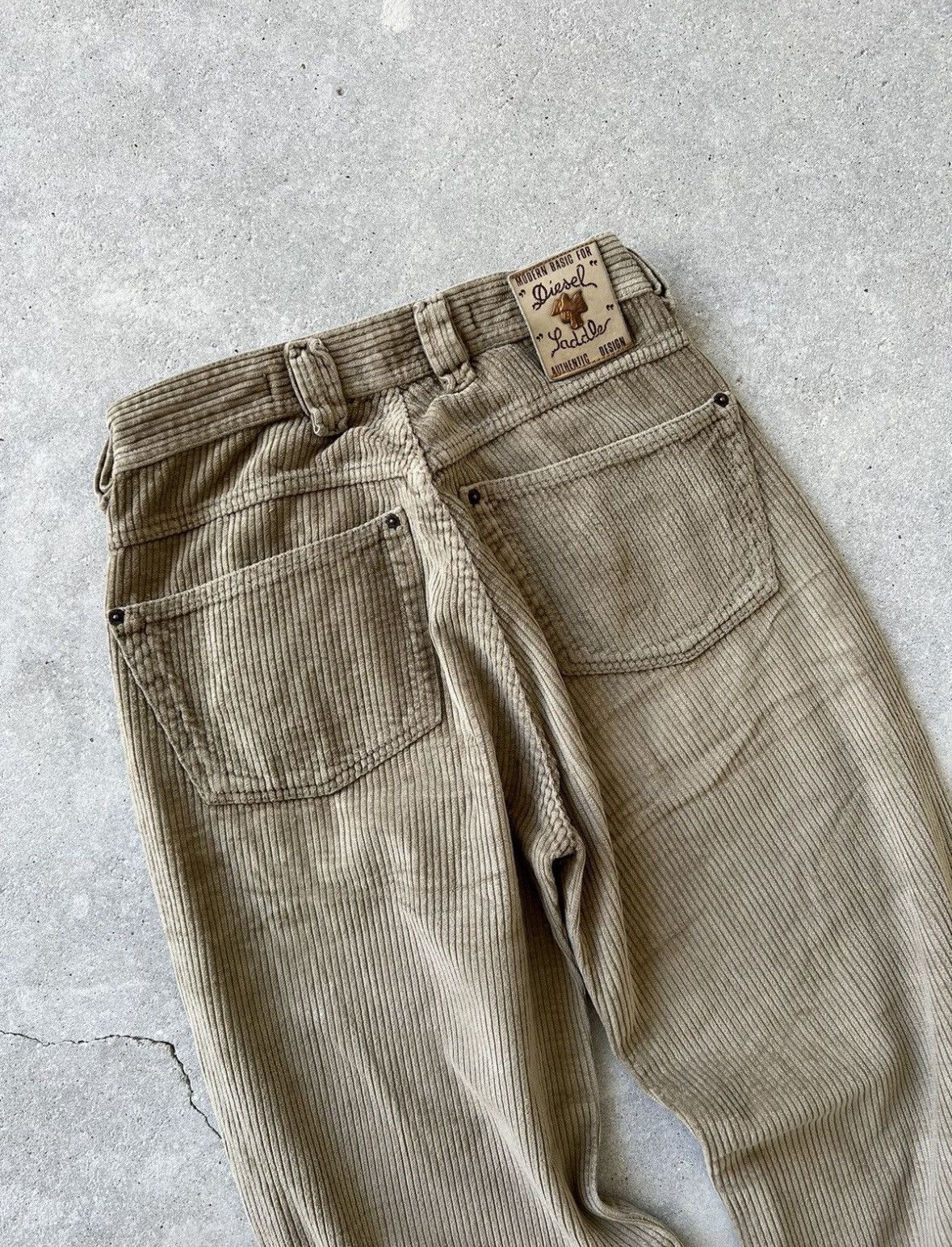 Diesel Vintage Diesel Corduroy Pants Size US 29 - 7 Thumbnail
