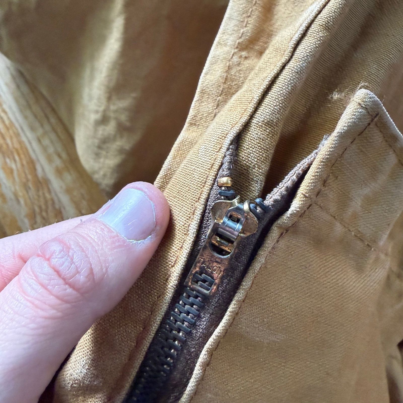 Carhartt Vintage 60’s Carhartt Super Dux Canvas Hunting Jacket Sz 40 Size US M / EU 48-50 / 2 - 7 Thumbnail