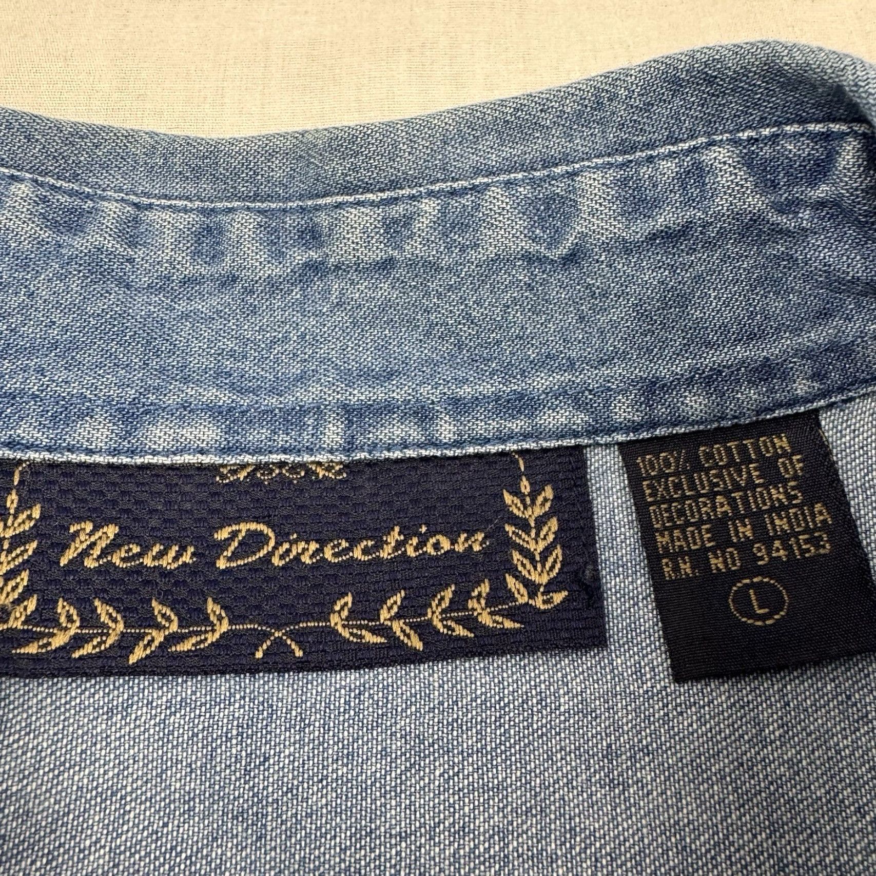 Denime VINTAGE New Directions Button-Up Shirt Denim Collar Womens Large Blue Flower 90s Y2K - Shirt Women L Denim Floral Size L / US 10 / IT 46 - 3 Thumbnail
