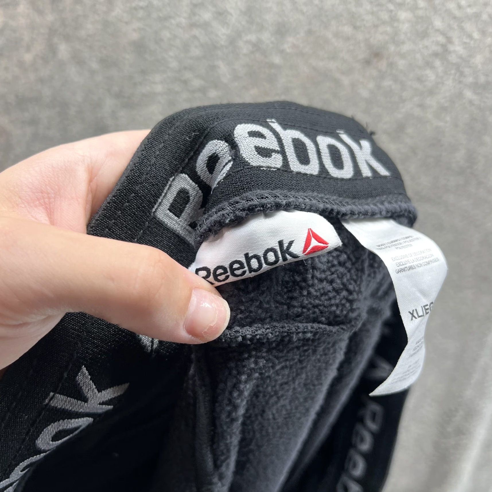 Reebok Reebok Pants Mens XL Black Joggers Fleece Lined Athletic Sweatpants Size US 36 / EU 52 - 5 Thumbnail