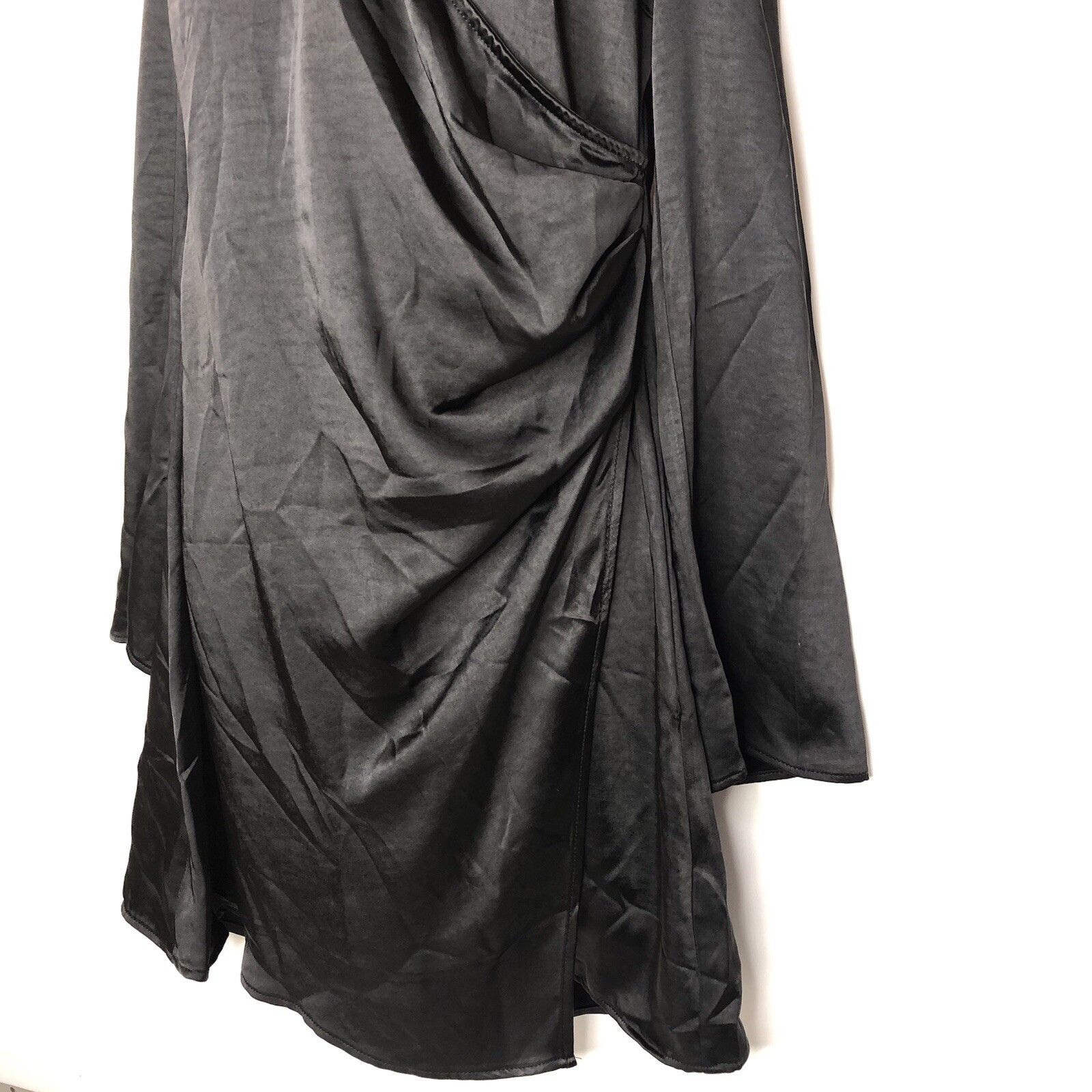ASTR The Label ASTR Cutout Shoulder Black Satin Mini Dress Side Waist Size M / US 6-8 / IT 42-44 - 7 Thumbnail