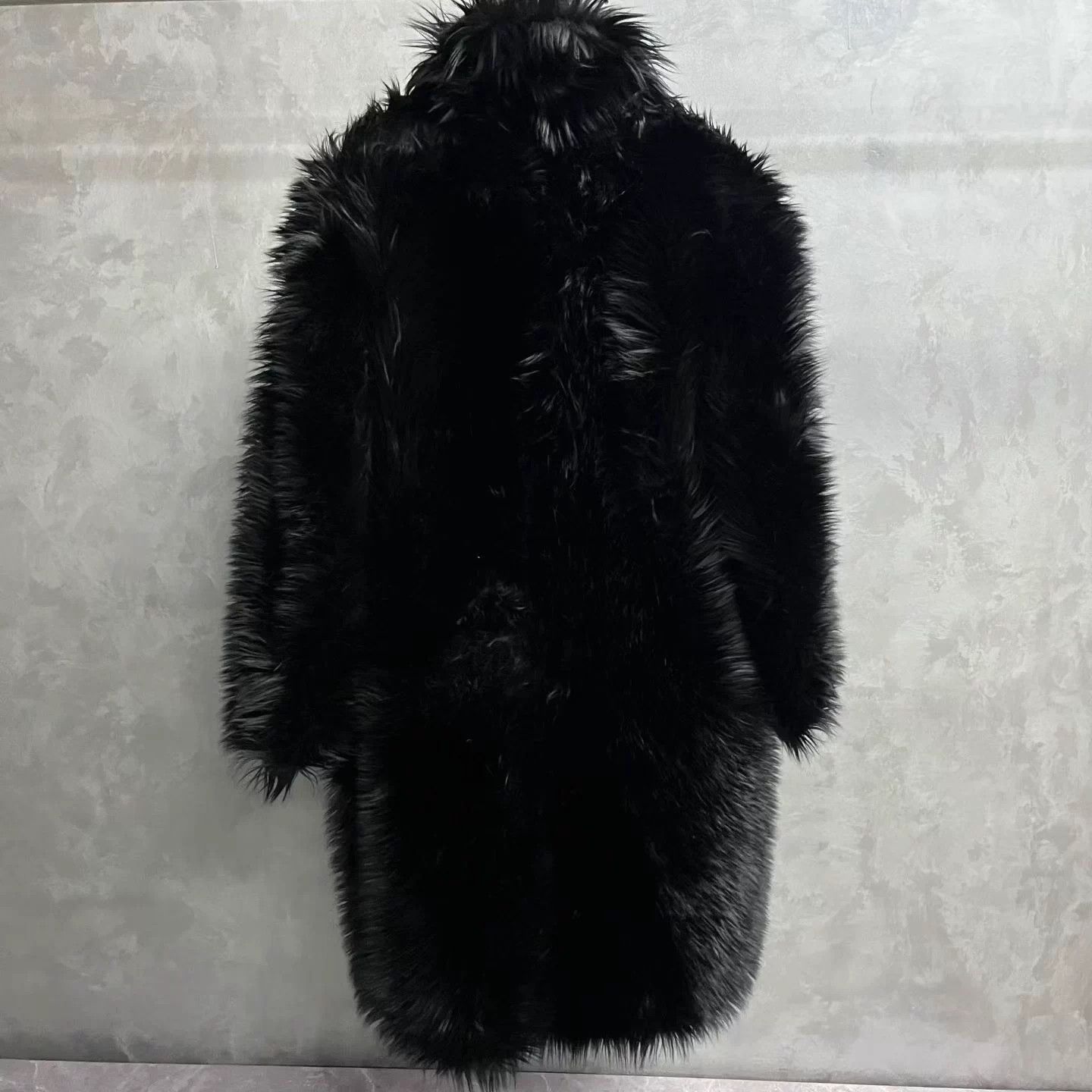 Prada Prada black faux fur coat, solid color. Size L / US 10 / IT 46 - 2 Thumbnail