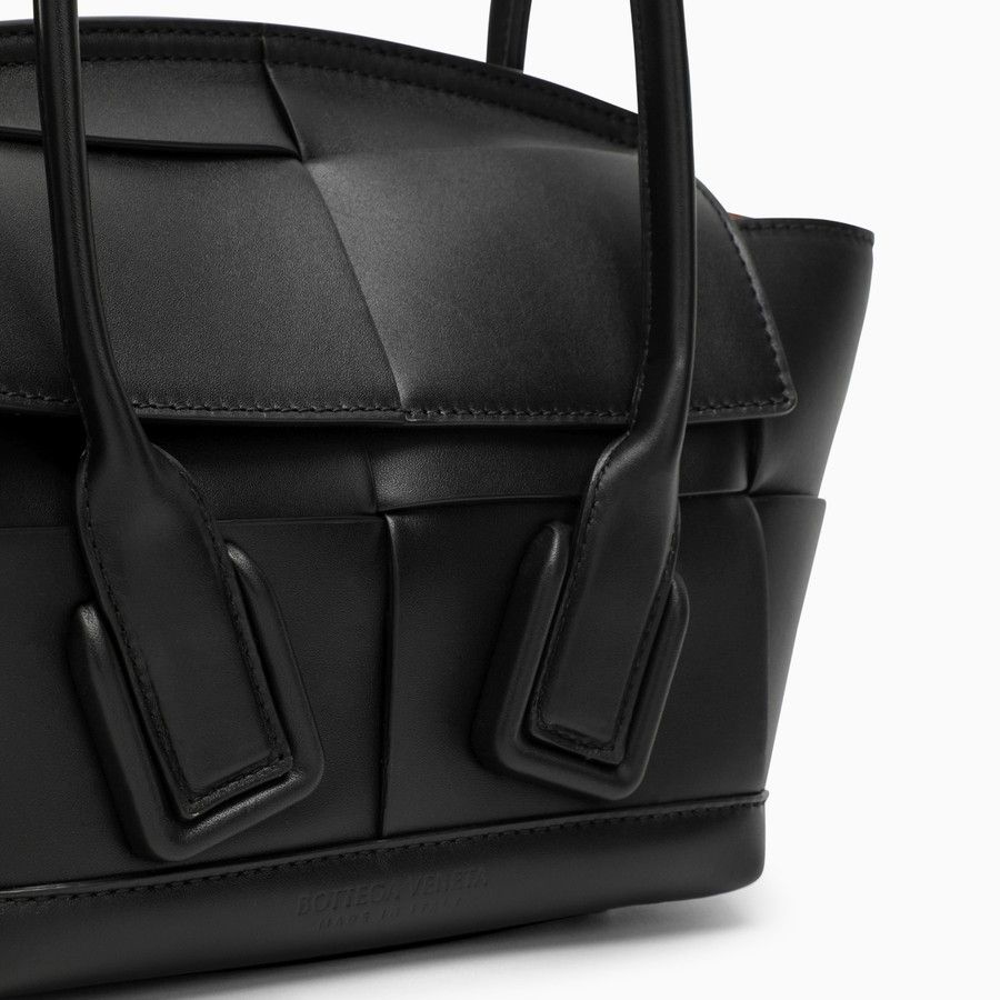 Bottega Veneta o1d2blof0824 Size: OS / Medium Handbag in Black Size ONE SIZE - 5 Thumbnail
