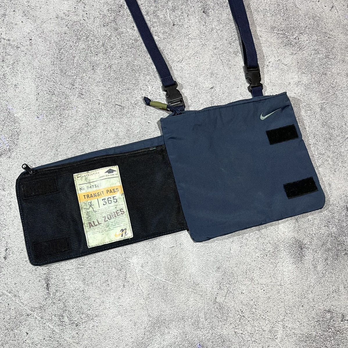 Nike × Vintage Vintage Nike Messenger Navy Blue Bag 365 All Zones Size ONE SIZE - 3 Thumbnail