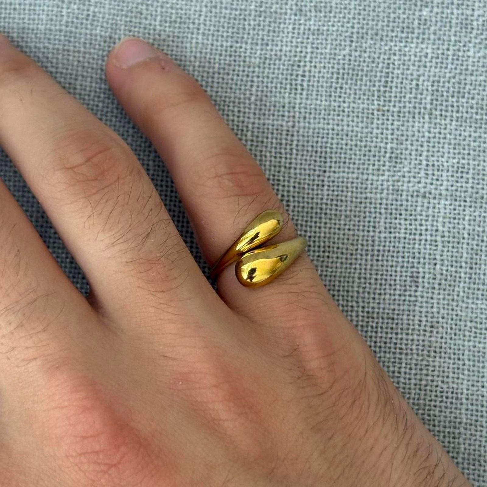 Other Gold asymmetrical ring classic flowy WMNS1 Size ONE SIZE - 1 Thumbnail