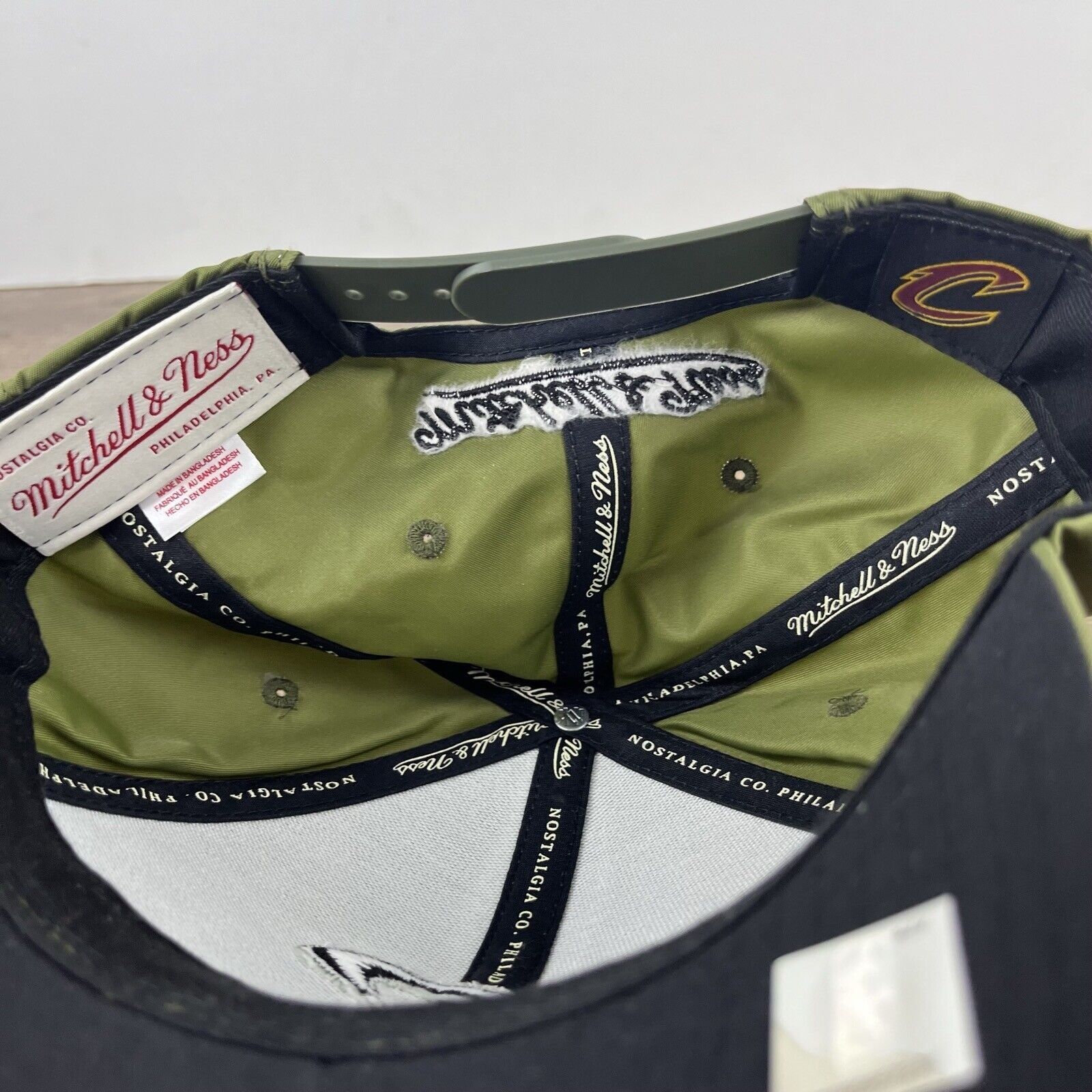 Mitchell & Ness Cleveland Cavaliers Snapback Hat Green Adjustable Hat Green Size ONE SIZE - 17 Thumbnail