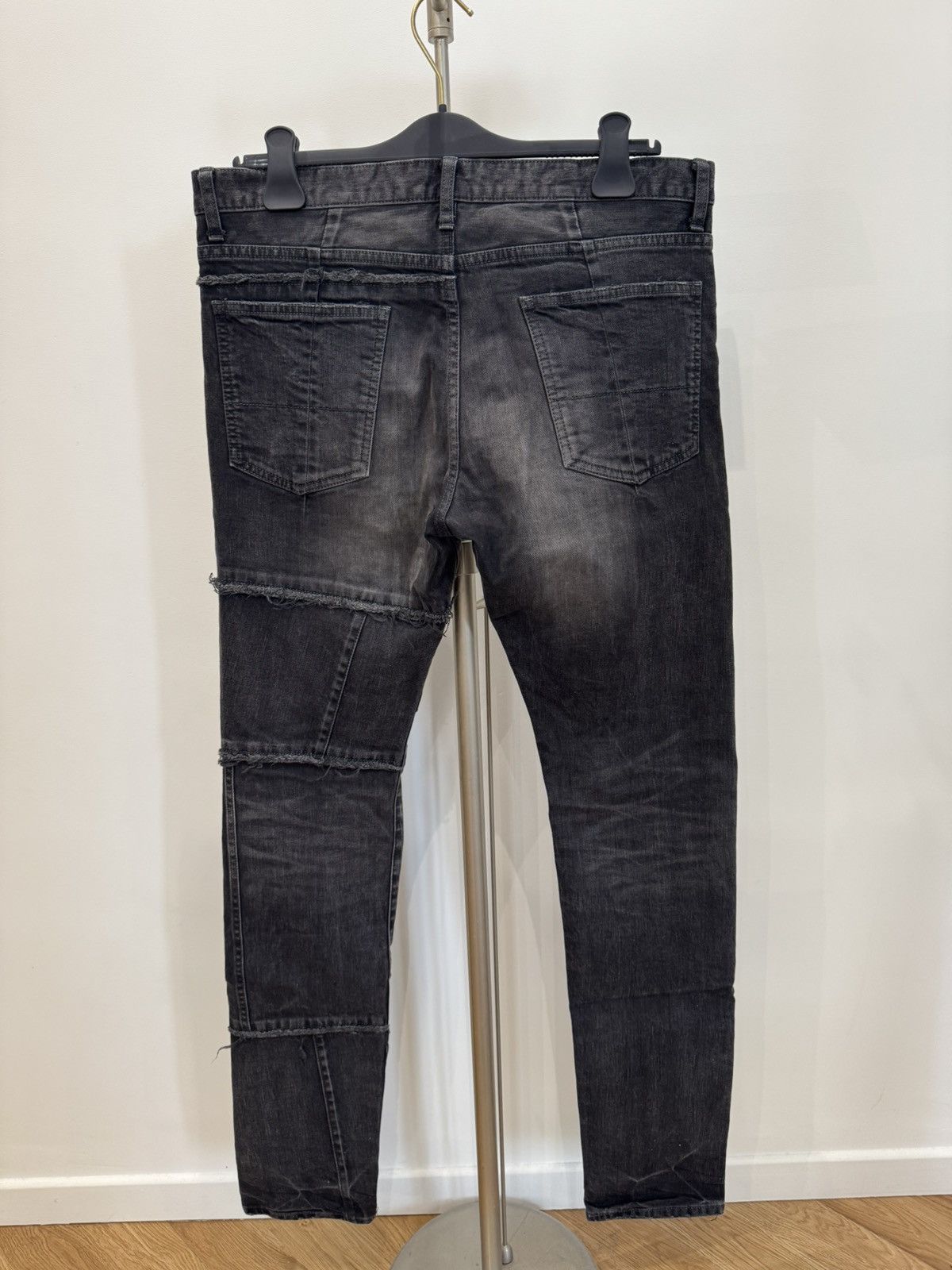 Maison MIHARA YASUHIRO Maison Mihara Yasuhiro slim / skinny black denim pants Size US 34 / EU 50 - 2 Thumbnail