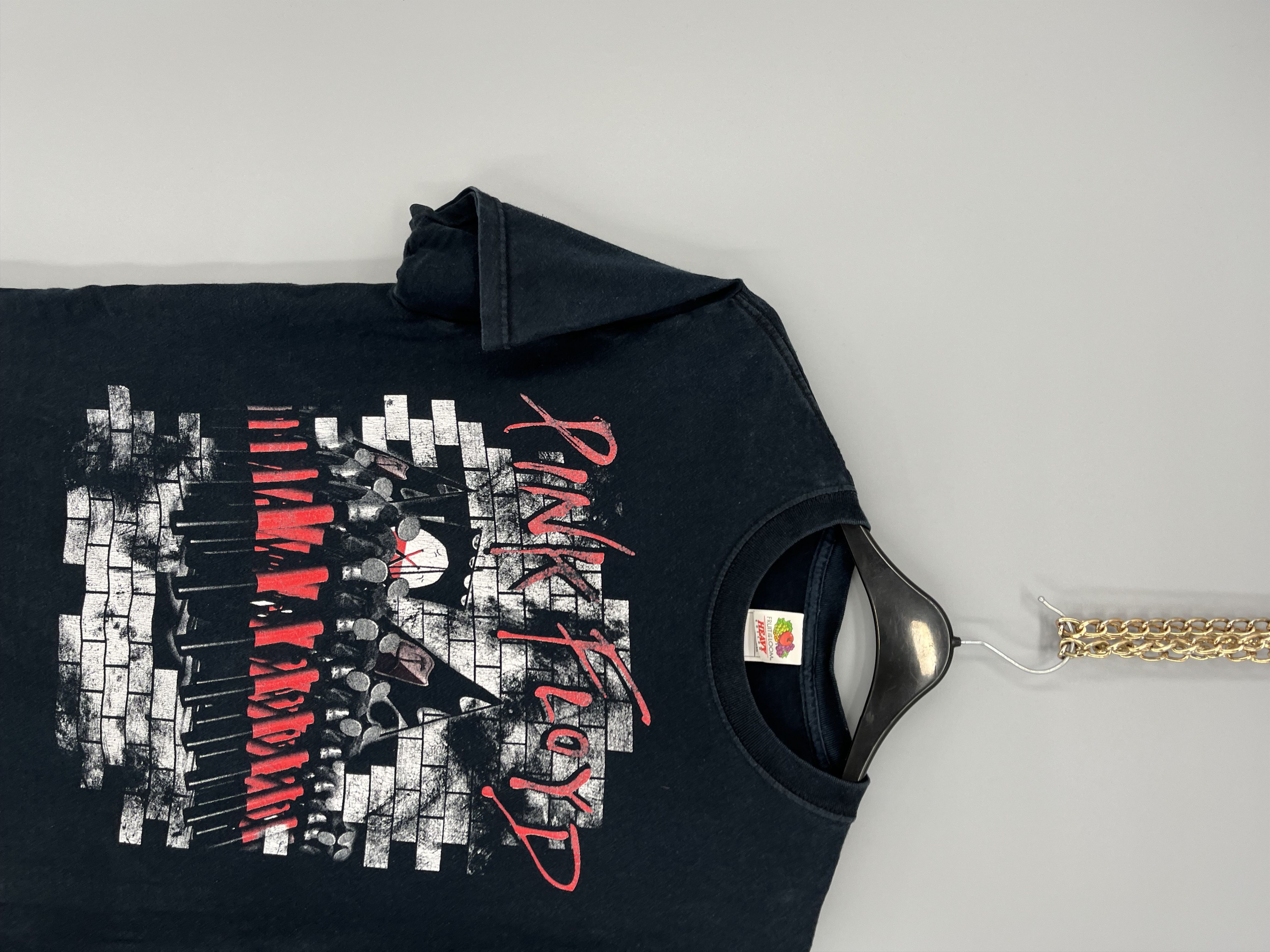 Band Tees × Pink Floyd Vintage Y2K Pink Floyd “The Wall” Shirt Rock Band Tee Size US M / EU 48-50 / 2 - 4 Thumbnail