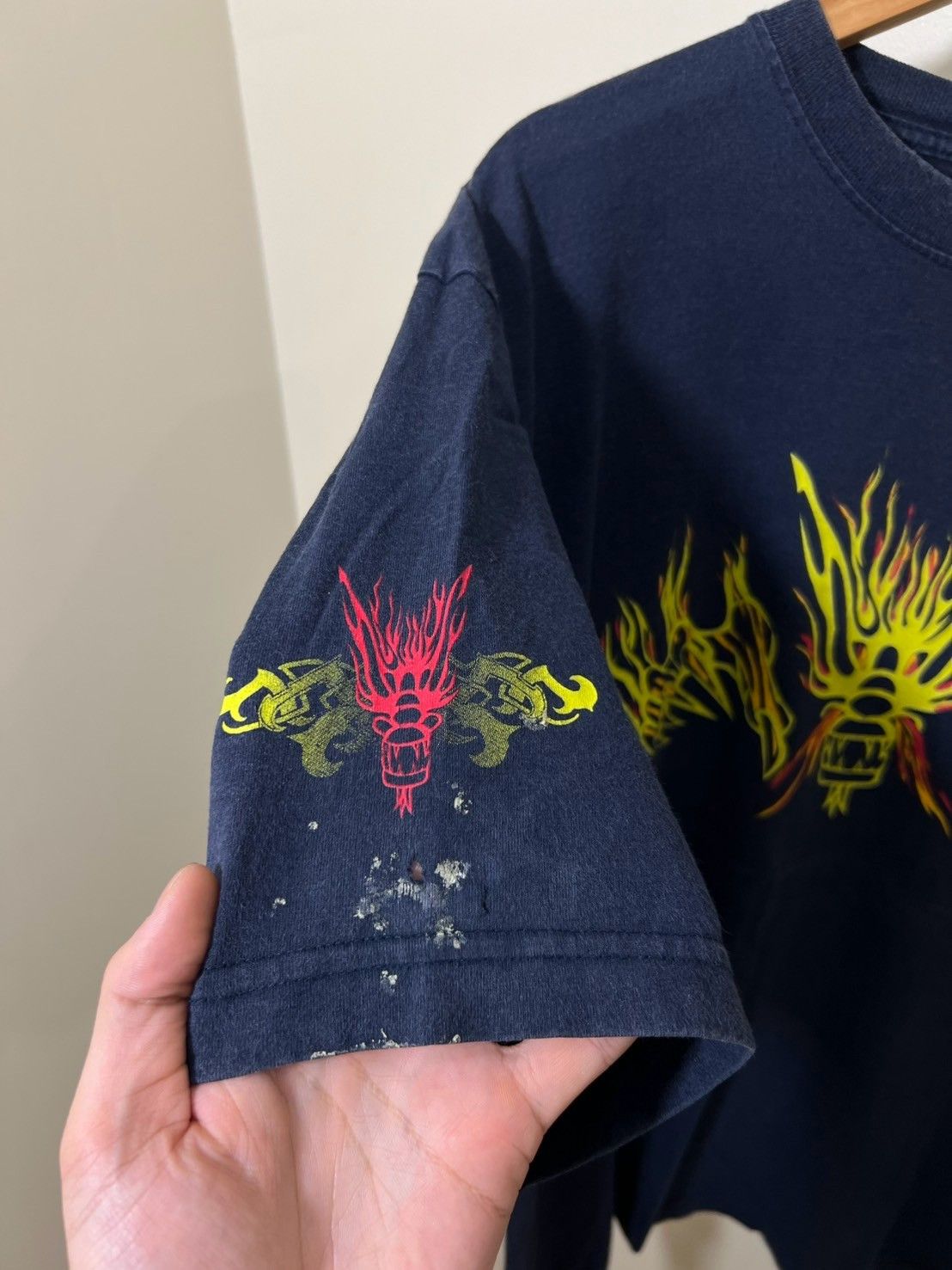 Vintage Vintage No Boundaries Dragon shirt Y2K bnz01 Size US L / EU 52-54 / 3 - 7 Thumbnail
