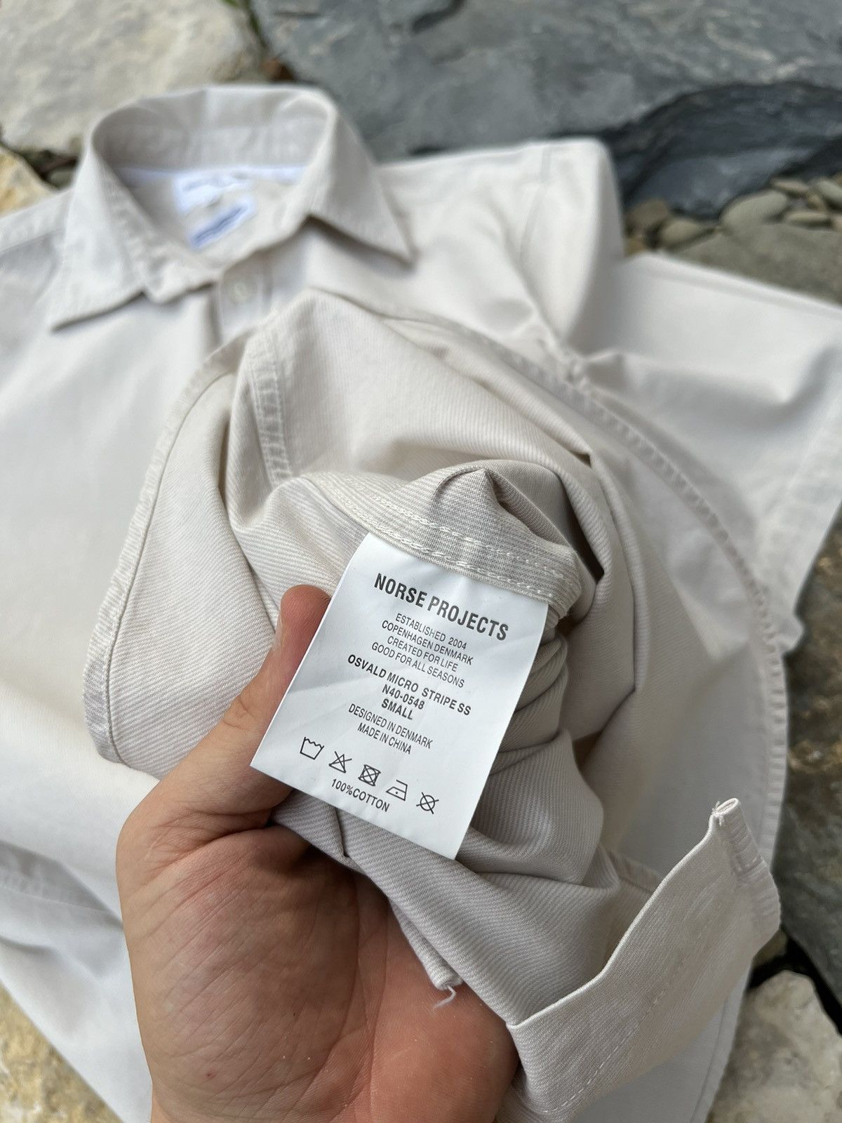 Norse Projects Norse Projects osvald micro stripe ss cotton pocket shirt Size US S / EU 44-46 / 1 - 14 Thumbnail