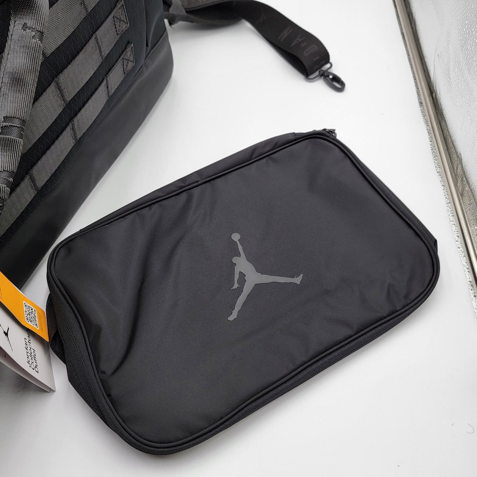 Jordan Brand Jordan Collectors 44L Duffle Travel Bag Black MA0932-023 Size ONE SIZE - 15 Thumbnail