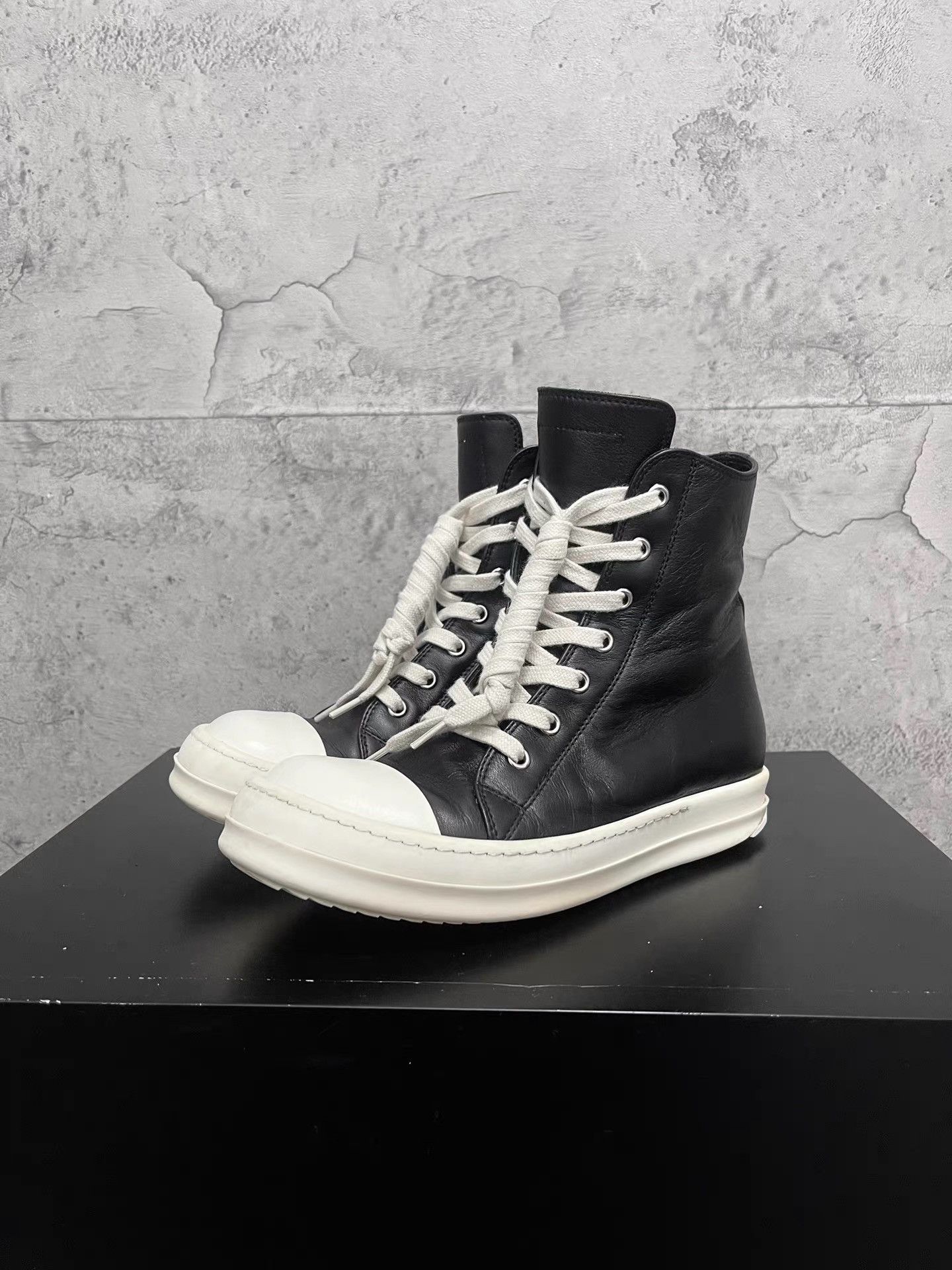 Rick Owens Rick Owens Mainline Leather High-Top Sneakers K34 Size US 6.5 / IT 36.5 - 1 Thumbnail
