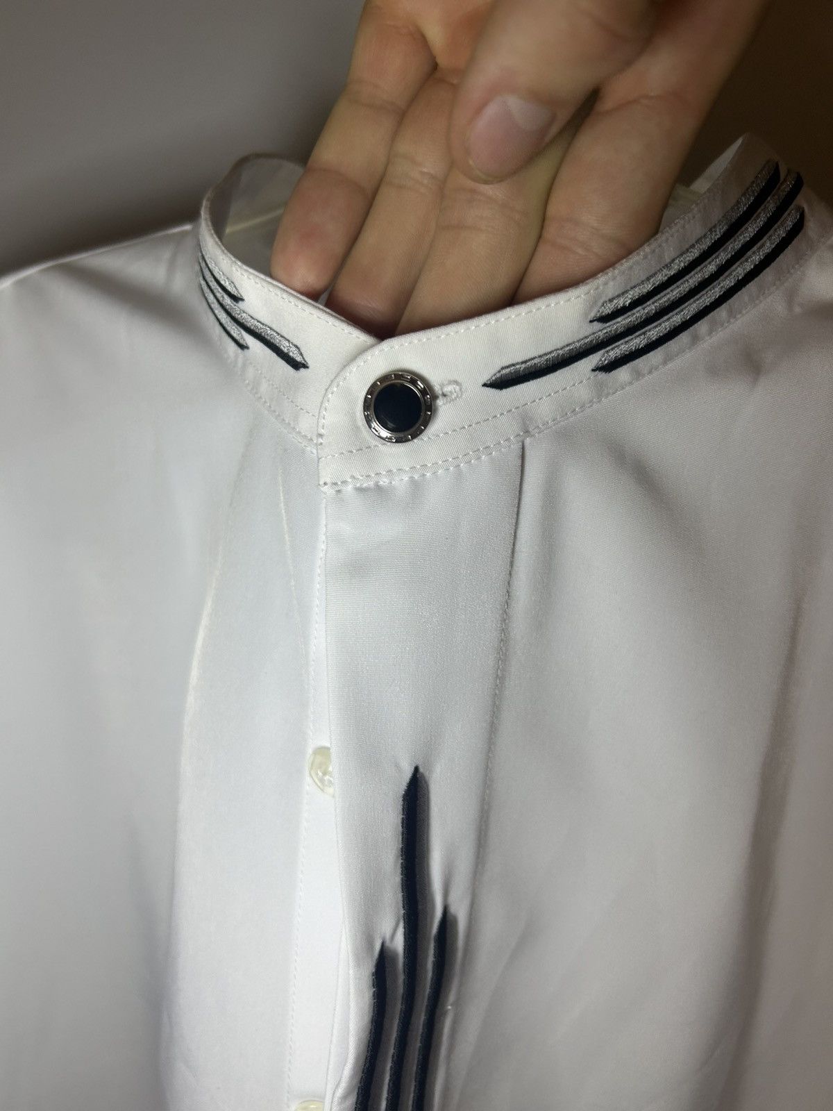 Designer × Vintage Bruttini Italy embroidered collar white button up longsleeve Size US XL / EU 56 / 4 - 4 Thumbnail