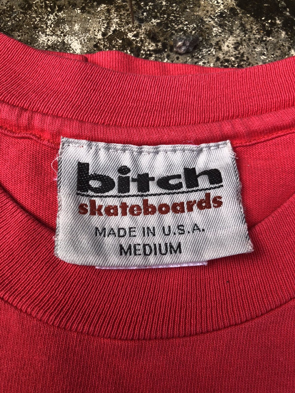 Hook-Ups × Shorty's Skateboards × Vintage Vintage 90s Bitch Skateboards Tshirt Made In Usa Size US S / EU 44-46 / 1 - 4 Thumbnail