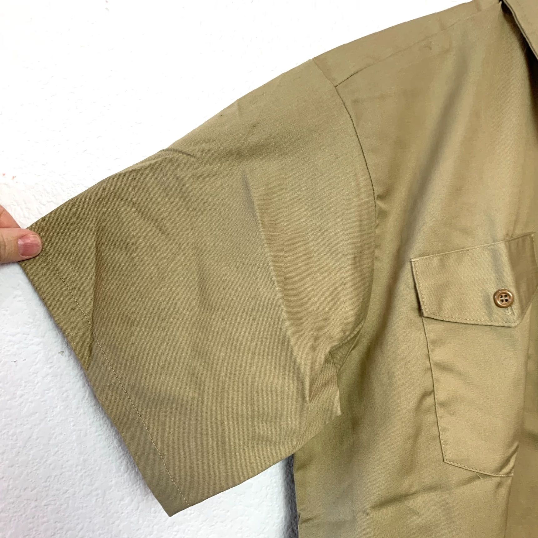 Vintage VINTAGE Key Imperial Deadstock Work Shirt Short Sleeve Button Medium Brown 70s Military/Landgirl Mens Size US M / EU 48-50 / 2 - 2 Thumbnail