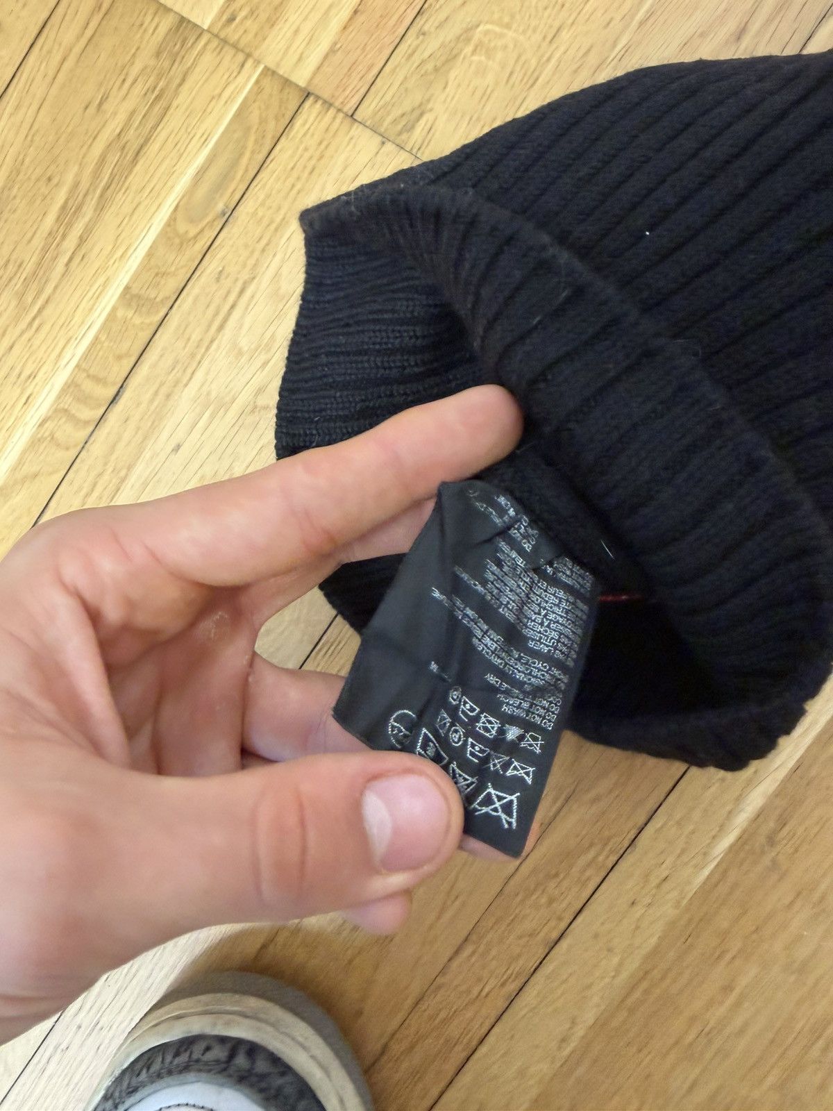 Prada Prada Sport Linea Rossa Red Logo Beanie - Black 100% Wool Size ONE SIZE - 5 Thumbnail