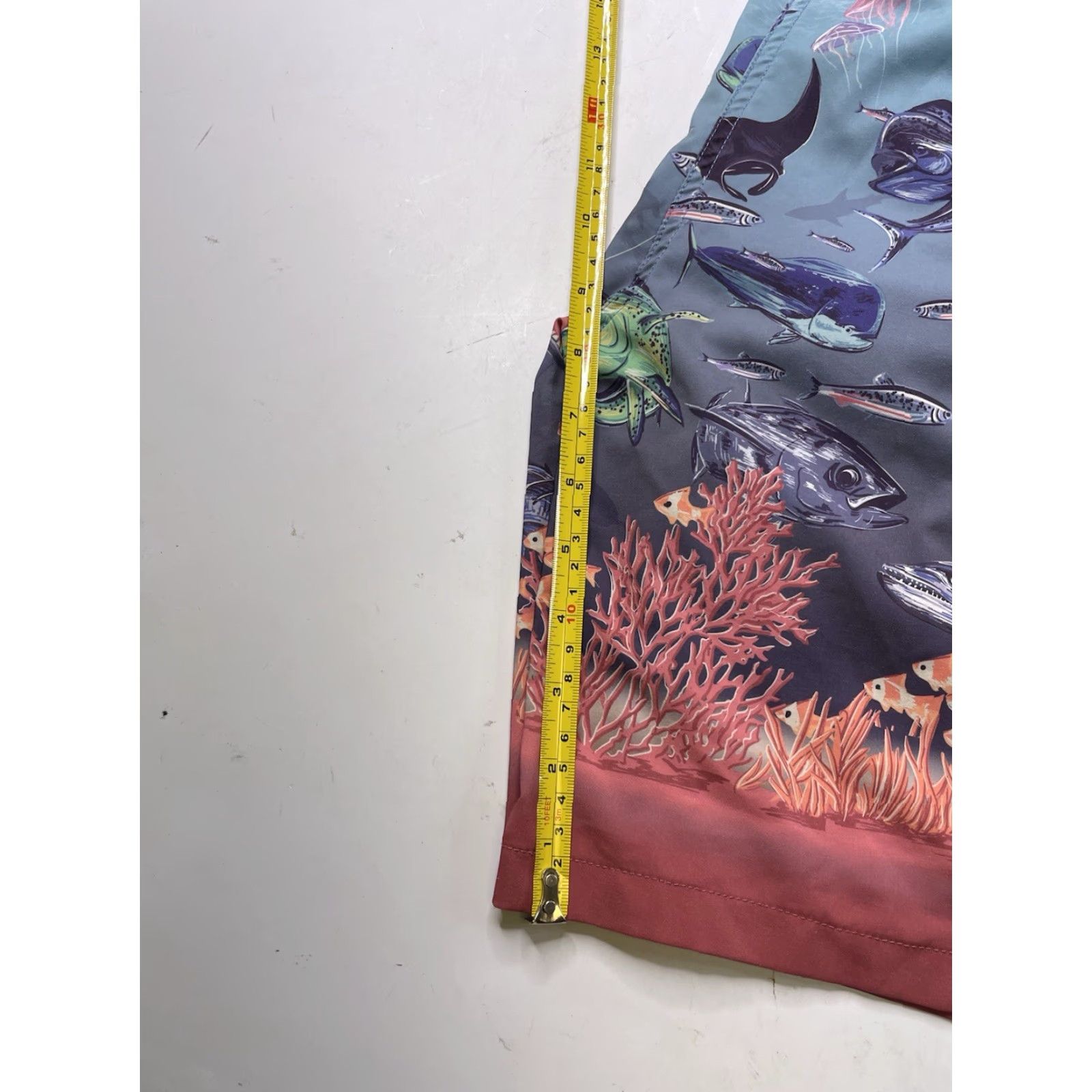 Peter Millar Peter Millar Seaside Ocean Traffic Stretch Swim Trunks Board Bottom Mens 2XL Blue multi Fish Tropical Beach Deep Sea Stretch 1990s? Size US XXL / EU 58 / 5 - 7 Thumbnail