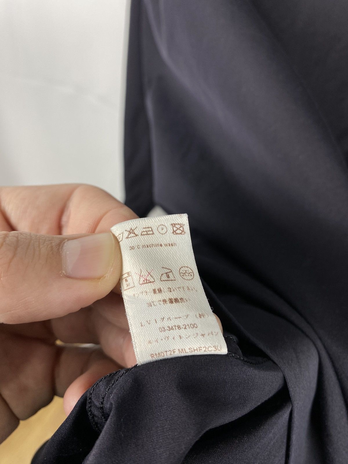 Louis Vuitton Louis Vuitton Formal Shirt Button Up Cufflinks size 39 15.5 Size US S / EU 44-46 / 1 - 14 Thumbnail