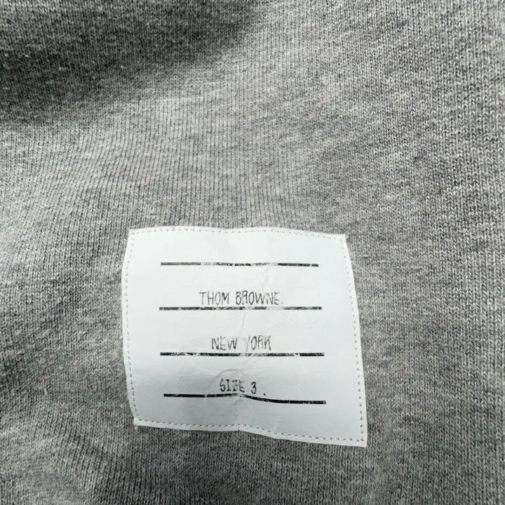 Thom Browne Thom Browne Gray Long Sleeve Sweatshirt for Men -2507 Size US L / EU 52-54 / 3 - 9 Thumbnail