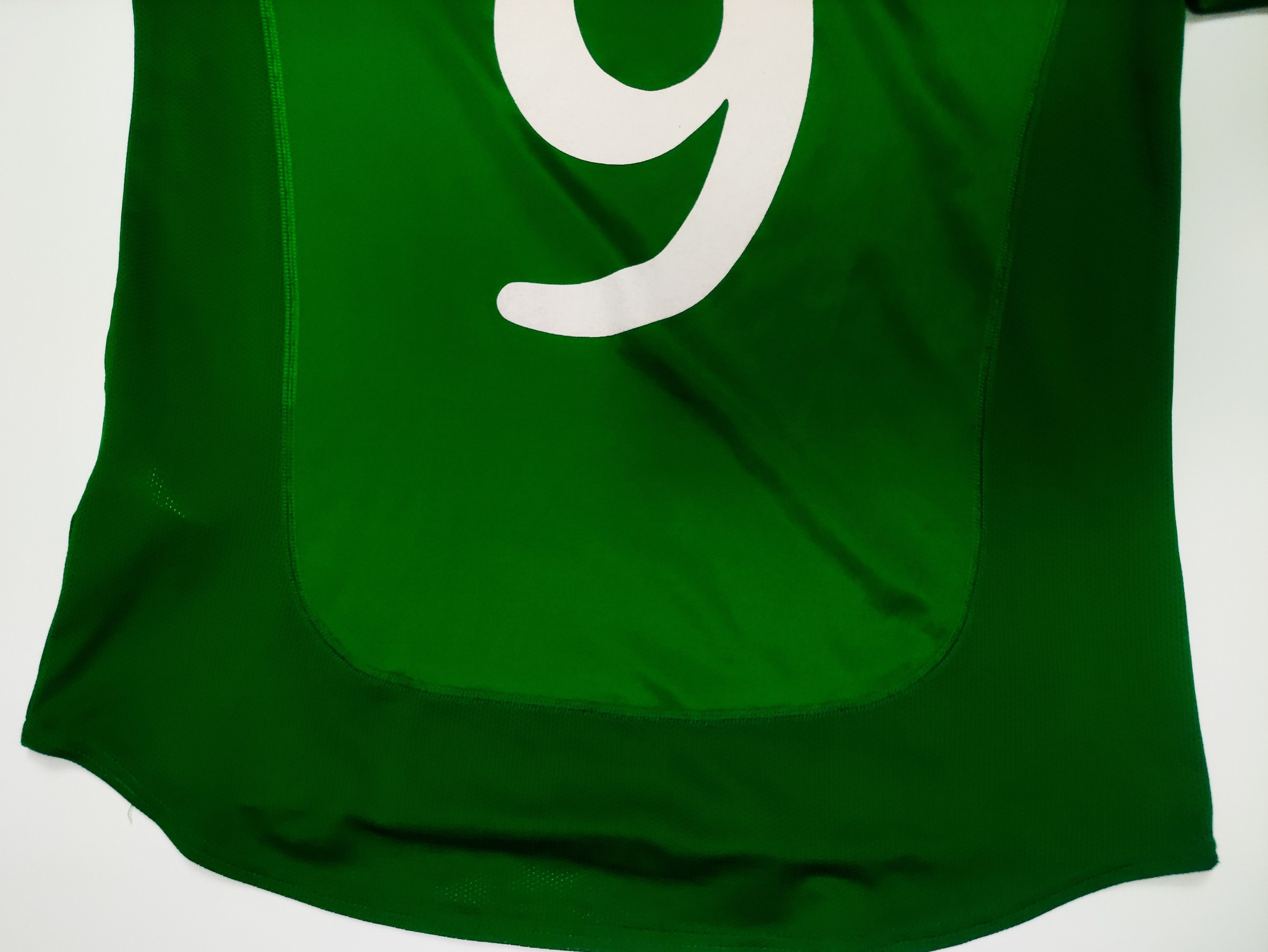 Nike Gilewicz #9 Tirol Innsbruck 2001 2002 Nike Home Shirt Size US S / EU 44-46 / 1 - 7 Thumbnail
