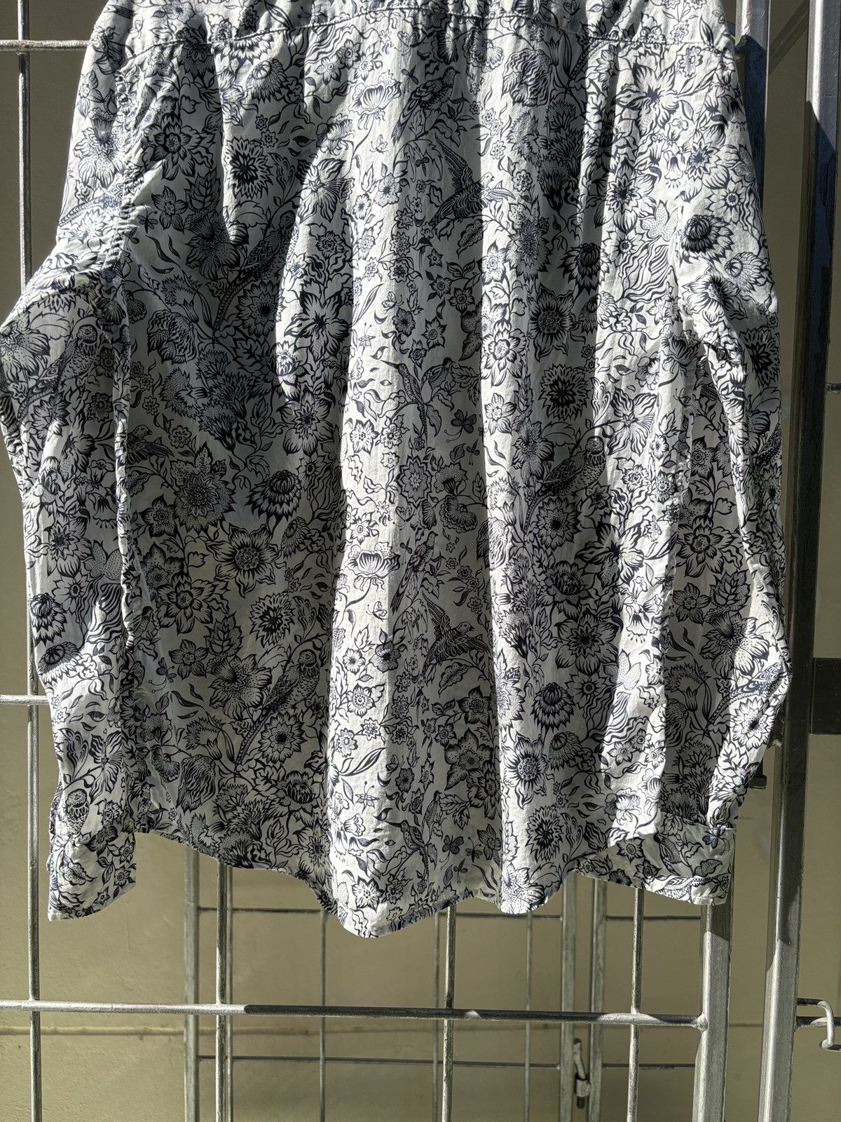 Supreme Supreme printed white shirt Size US S / EU 44-46 / 1 - 13 Thumbnail