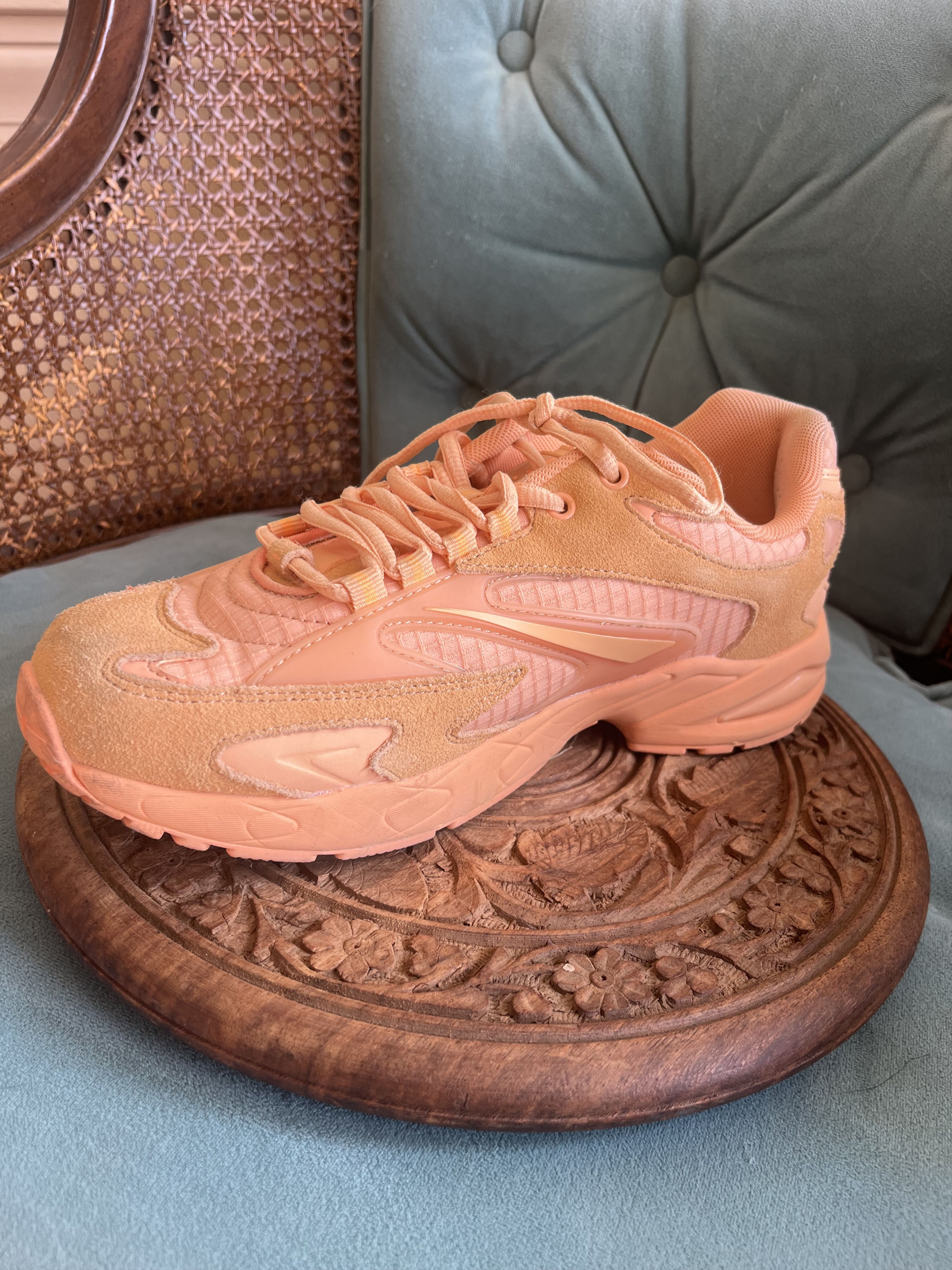 D.A.T.E. SN '23 Peach/pink suede shoes Size US 9.5 / EU 42-43 - 1 Thumbnail