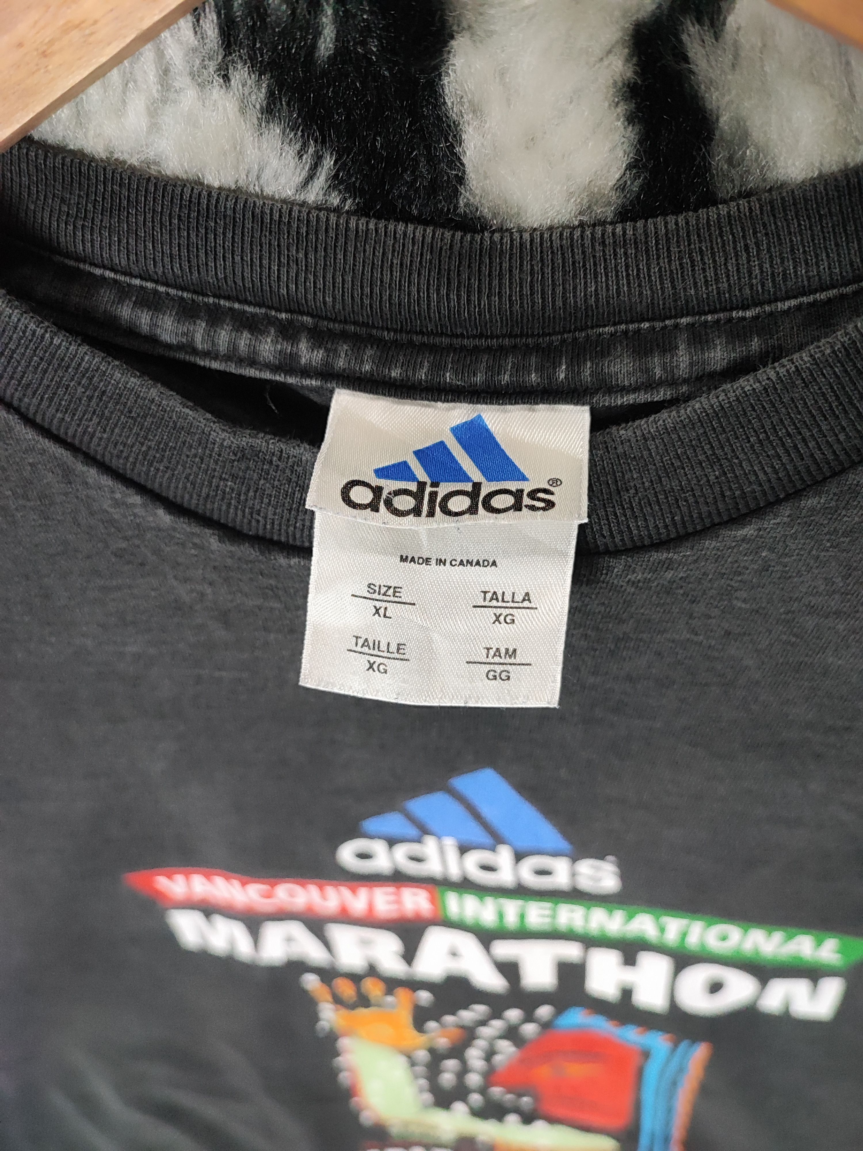 Adidas Adidas Vintage Tshirt Marathon Size US L / EU 52-54 / 3 - 10 Thumbnail