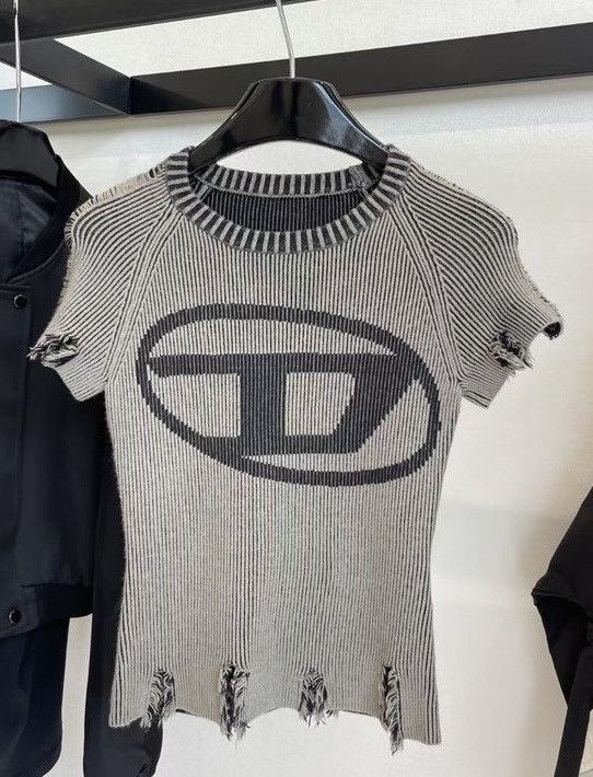 Diesel Nwt, Women’s DIESEL Distressed Sweater Size S / US 4 / IT 40 - 12 Thumbnail
