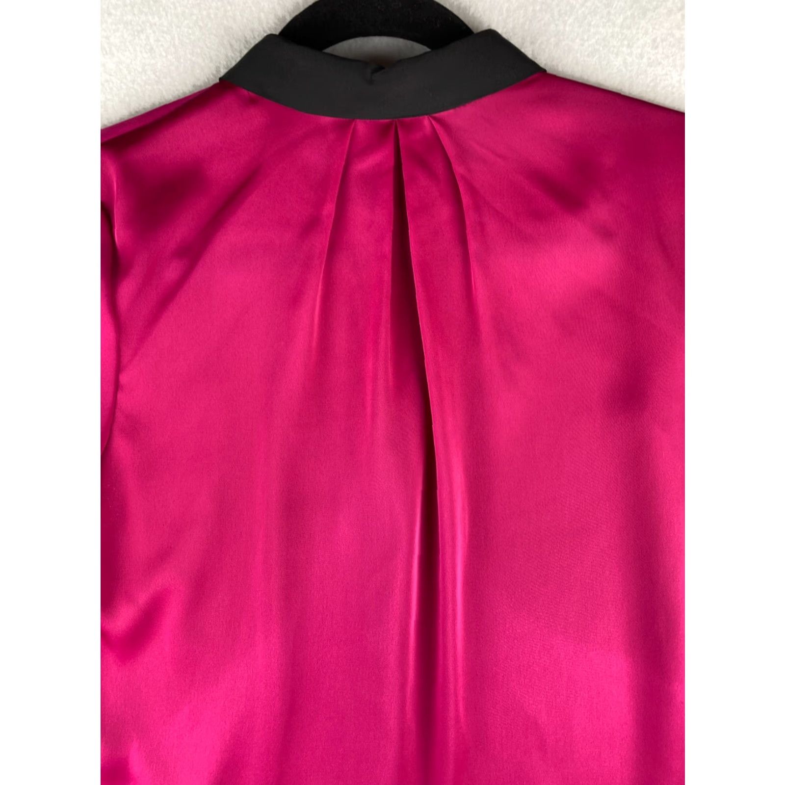 Vince Camuto Vince Camuto Blouse Womens L Peter Pan Collar Long Sleeve Button Up Pink, Polyester, Regular, Solid, Modern, Part of Women’s Apparel Size L / US 10 / IT 46 - 7 Thumbnail