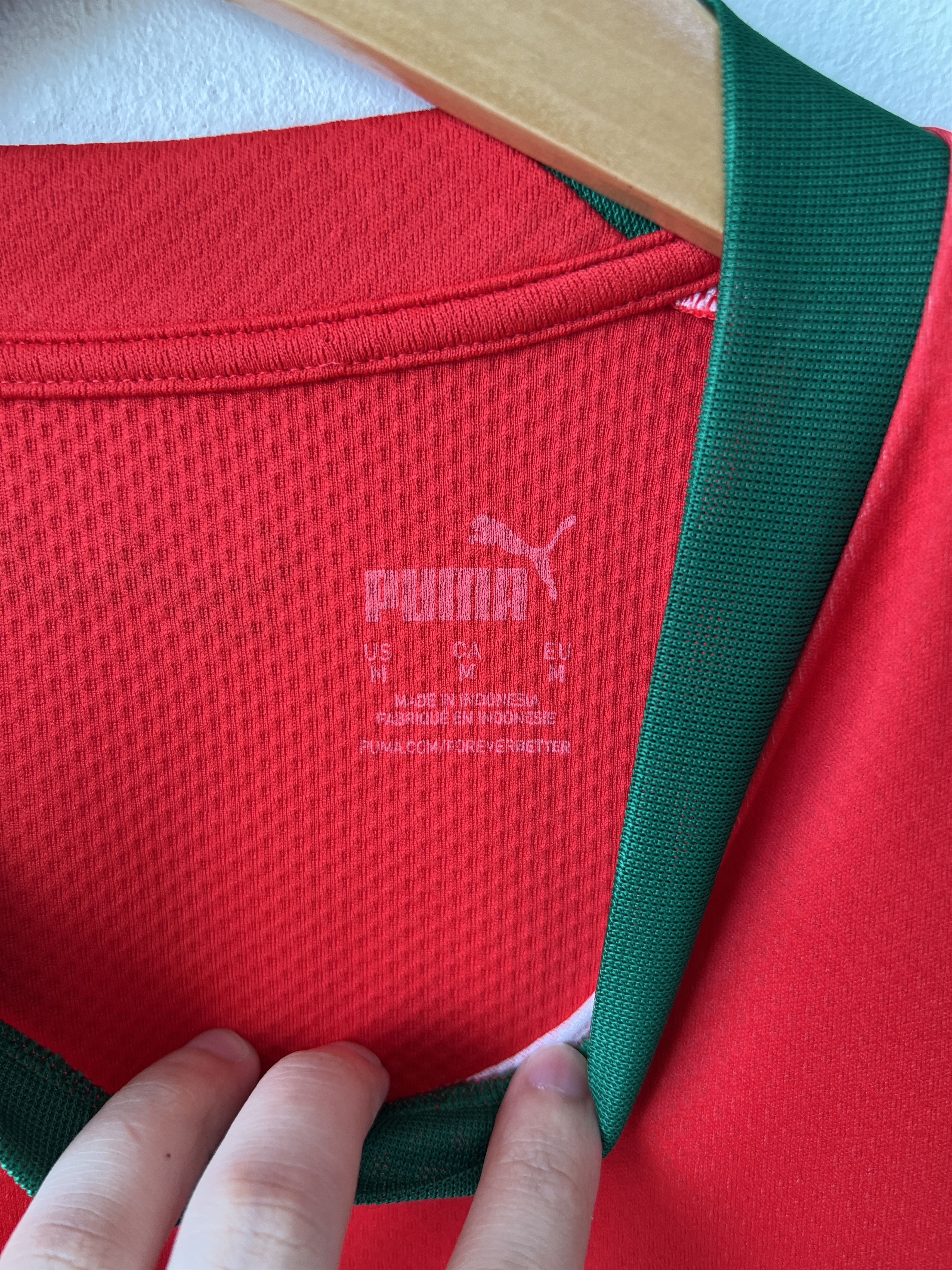 Puma (M) Morocco 2022-23 Home Kit Hakimi #2 Size US M / EU 48-50 / 2 - 3 Thumbnail