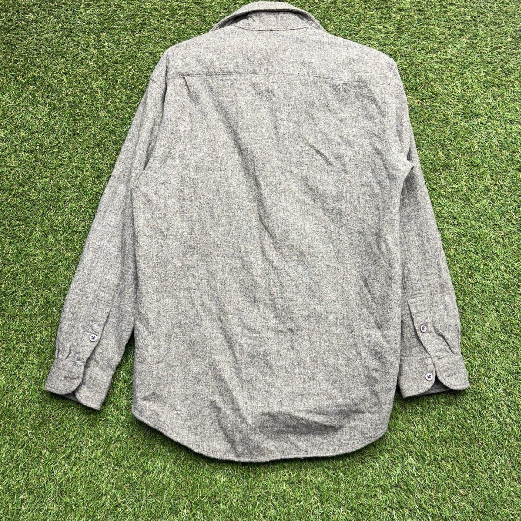 Pendleton VINTAGE Pendleton Shirt Mens Medium Long Button-Up Plaid Flannel Gray Wool Cotton Outdoorsman 90s Outdoor Camp Fishing Long Sleeve Gray Mens Size US M / EU 48-50 / 2 - 2 Thumbnail