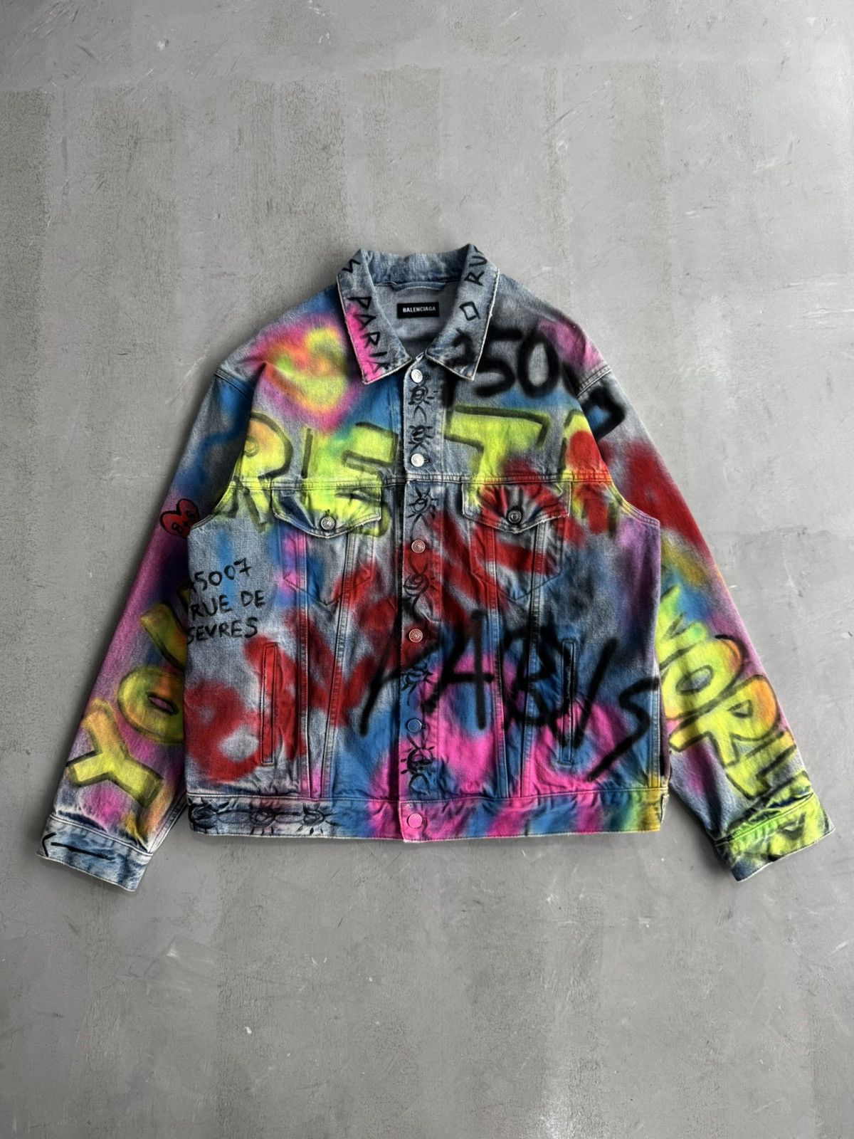 Balenciaga Balenciaga - Graffiti Denim Jacket Size US S / EU 44-46 / 1 - 1 Thumbnail