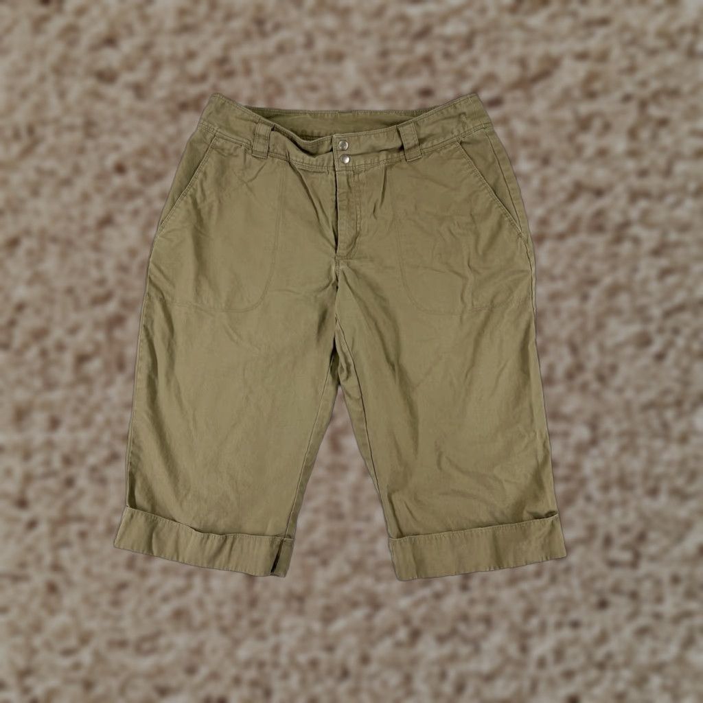 Patagonia Patagonia Shorts Womens 8 Beige All-Wear Capris 100% Cotton Hiking Camping 28x14 Size 30" / US 8 / IT 44 - 1 Thumbnail
