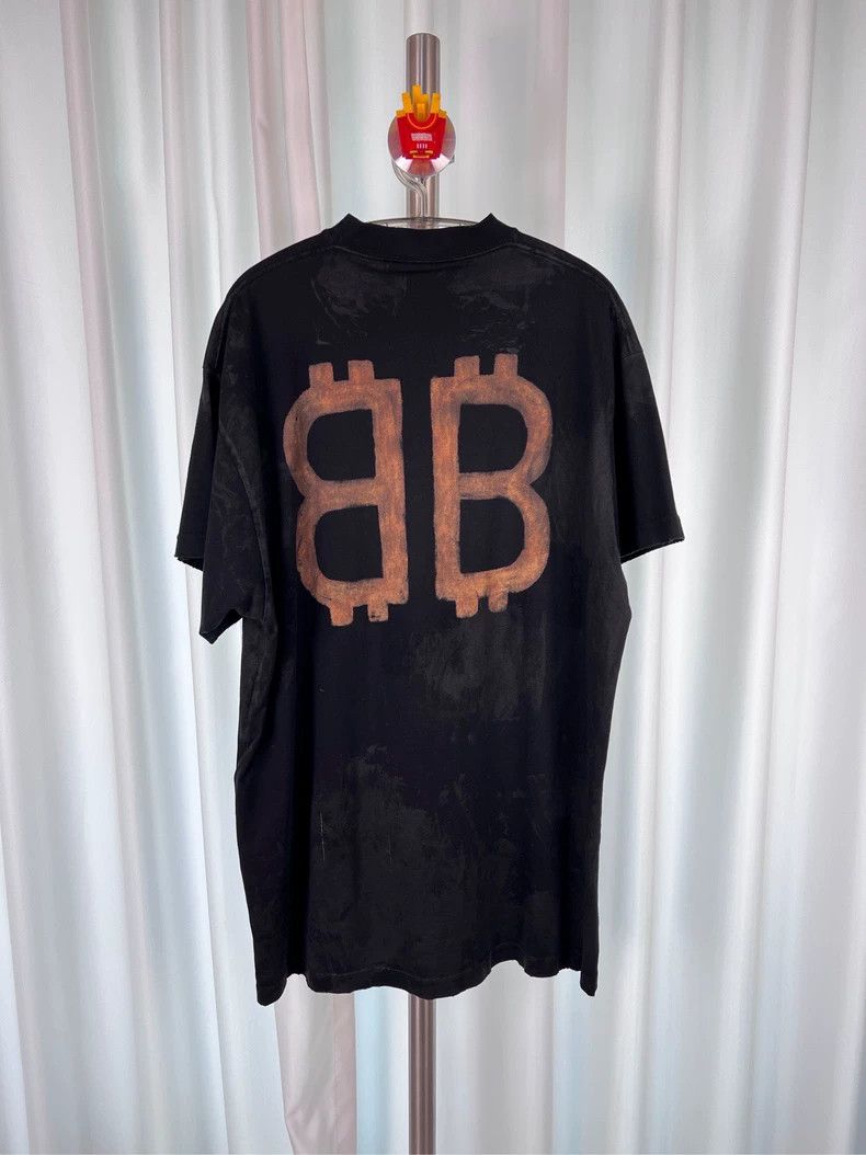 Balenciaga Balenciaga Double B Bitcoin Washed Mud Dye Made Old Short Size US L / EU 52-54 / 3 - 2 Thumbnail