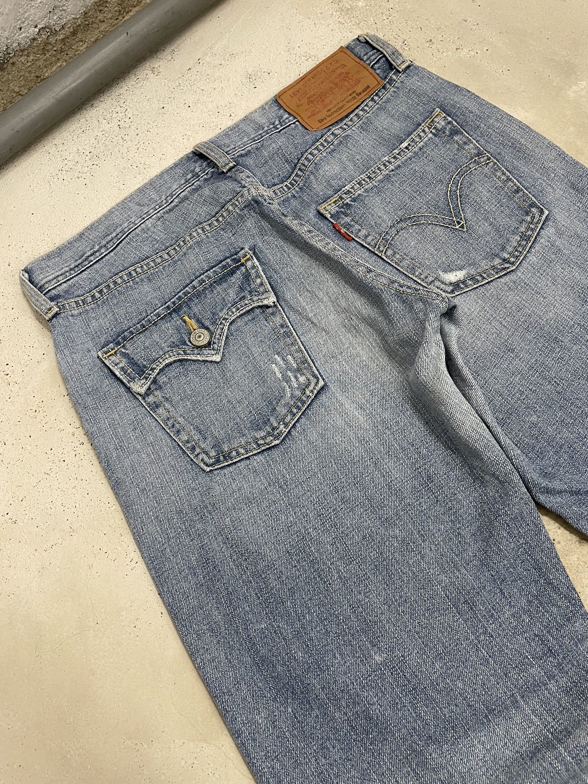 Levi's Levis 533 Distressed Clawmark Different Pocket Denim (AD3) Size US 30 / EU 46 - 13 Thumbnail