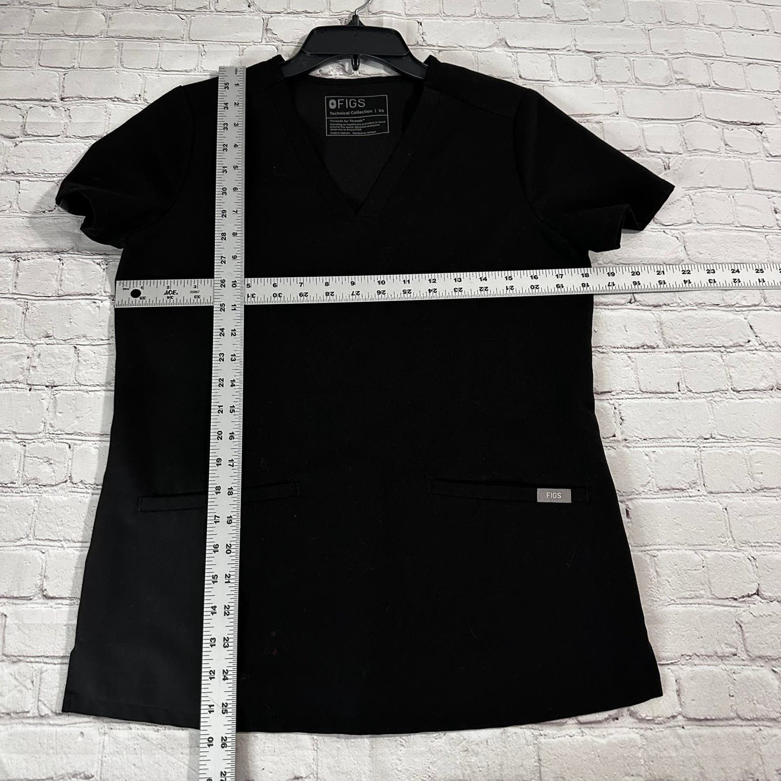 Other Black Figs scrub top Size 27" / US 4 / IT 40 - 5 Thumbnail