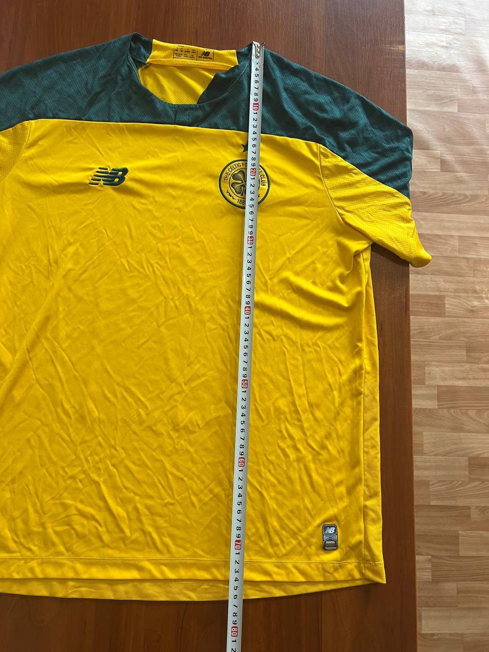 New Balance 2019/20 CELTIC FC AWAY SOCCER JERSEY FOOTBALL SHIRT SIZE L Size US L / EU 52-54 / 3 - 13 Thumbnail