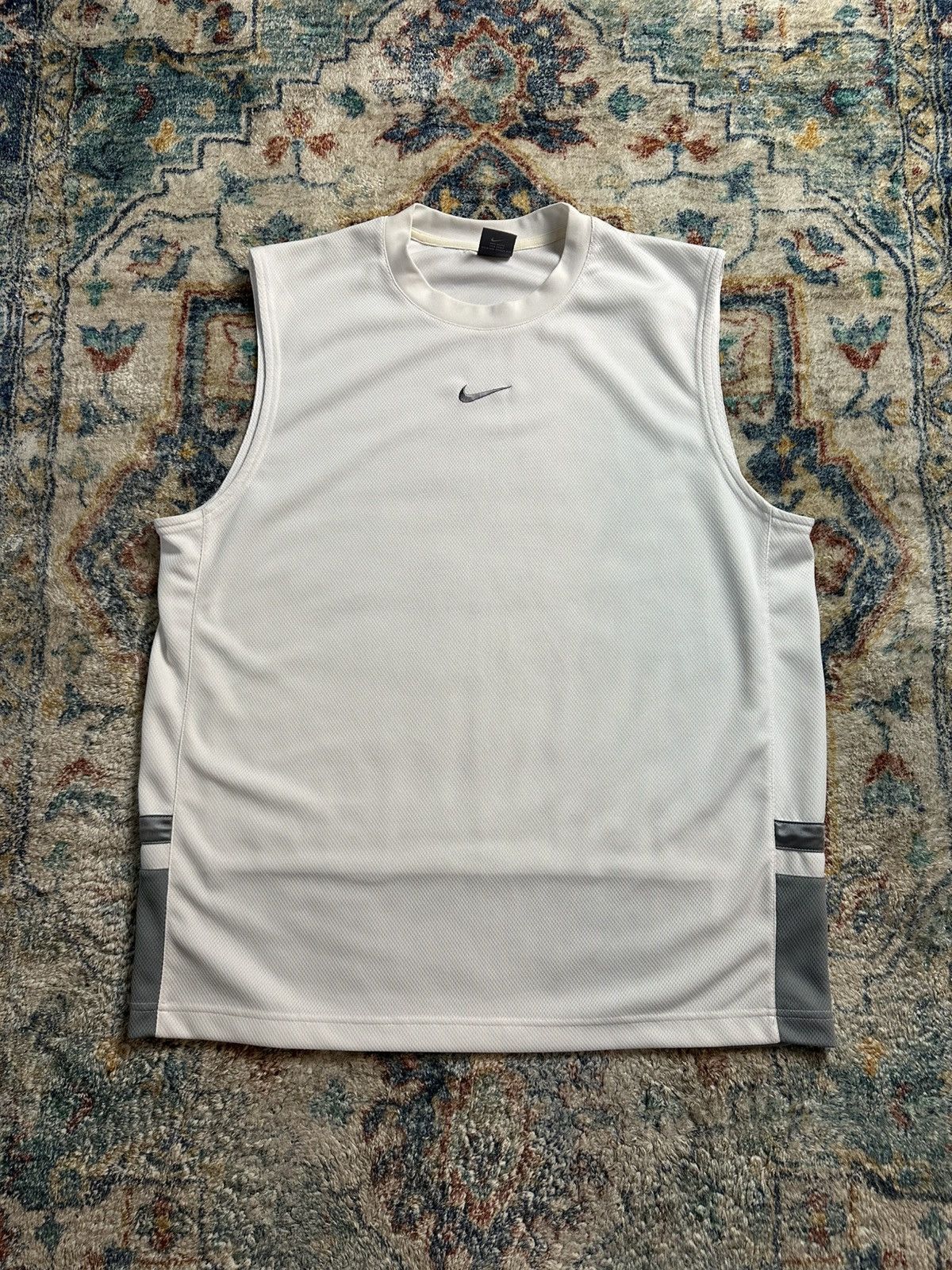 Nike Vintage Nike Mid Check Logo Sleeveless Top Size XL Size US XL / EU 56 / 4 - 1 Thumbnail