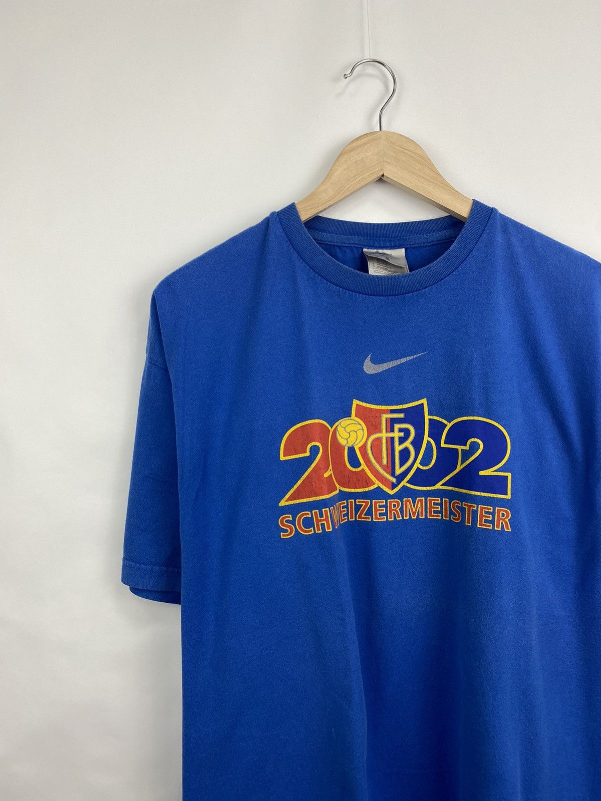 Nike 🇨🇭 Vintage 2002 Nike Basel Football Jersey T-Shirt rare Y2K Size US XL / EU 56 / 4 - 2 Thumbnail