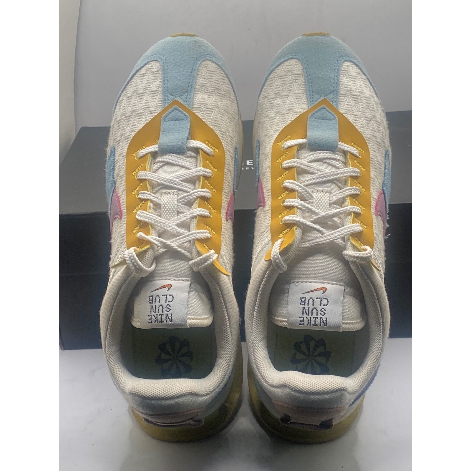 Nike Nike Air Max Pre-Day SE DJ9984-100 US 9 Multicolor Sun Club Size US 9 / IT 39 - 5 Thumbnail