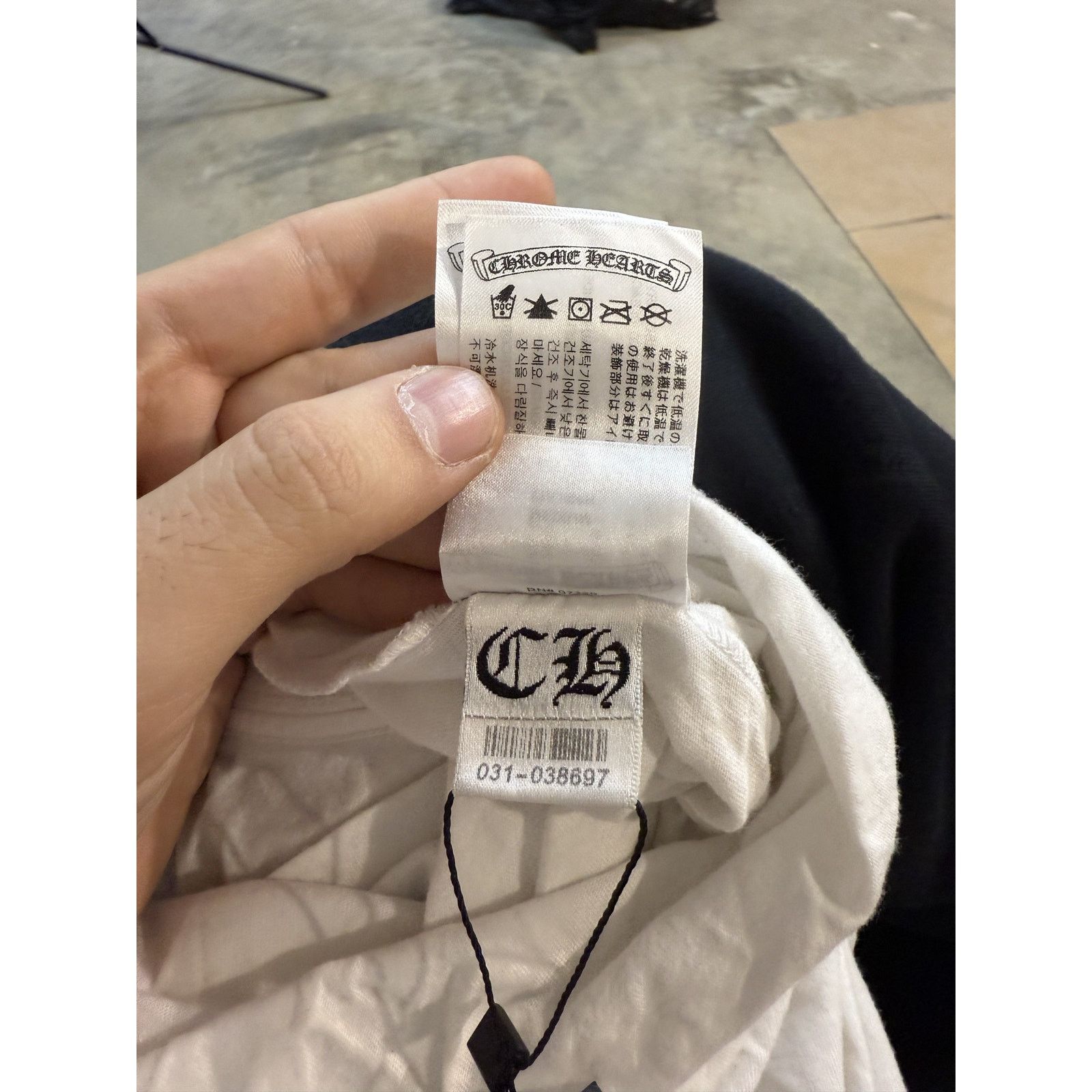 Chrome Hearts Chrome Hearts Floral Scroll Tee White Used Medium Size US M / EU 48-50 / 2 - 5 Thumbnail