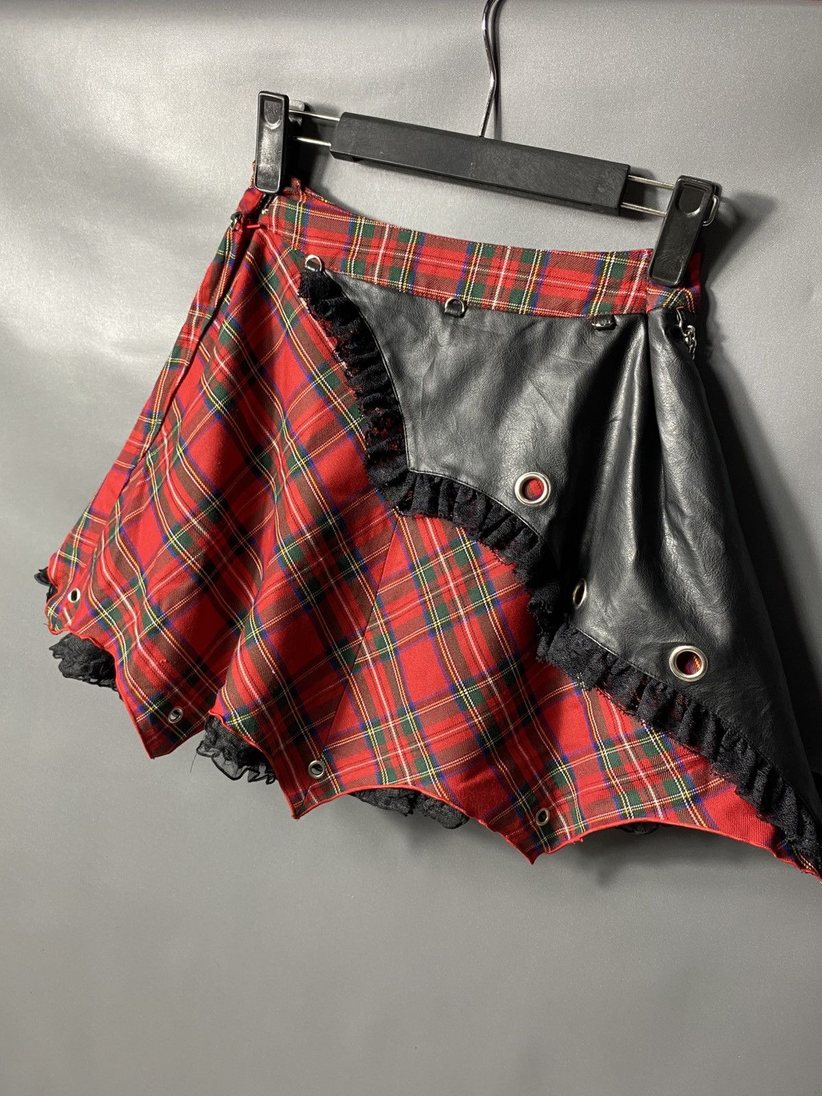 Seditionaries Seditionaries MAD PUNK Bondage Tartan Plaid Punker Skirt Size 30" / US 8 / IT 44 - 4 Thumbnail