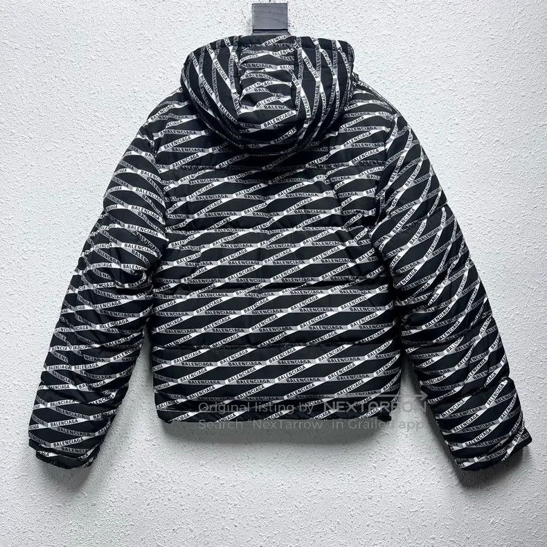 Balenciaga Balenciaga Black and White Bulletproof Down Jacket Size XS / US 0-2 / IT 36-38 - 2 Thumbnail