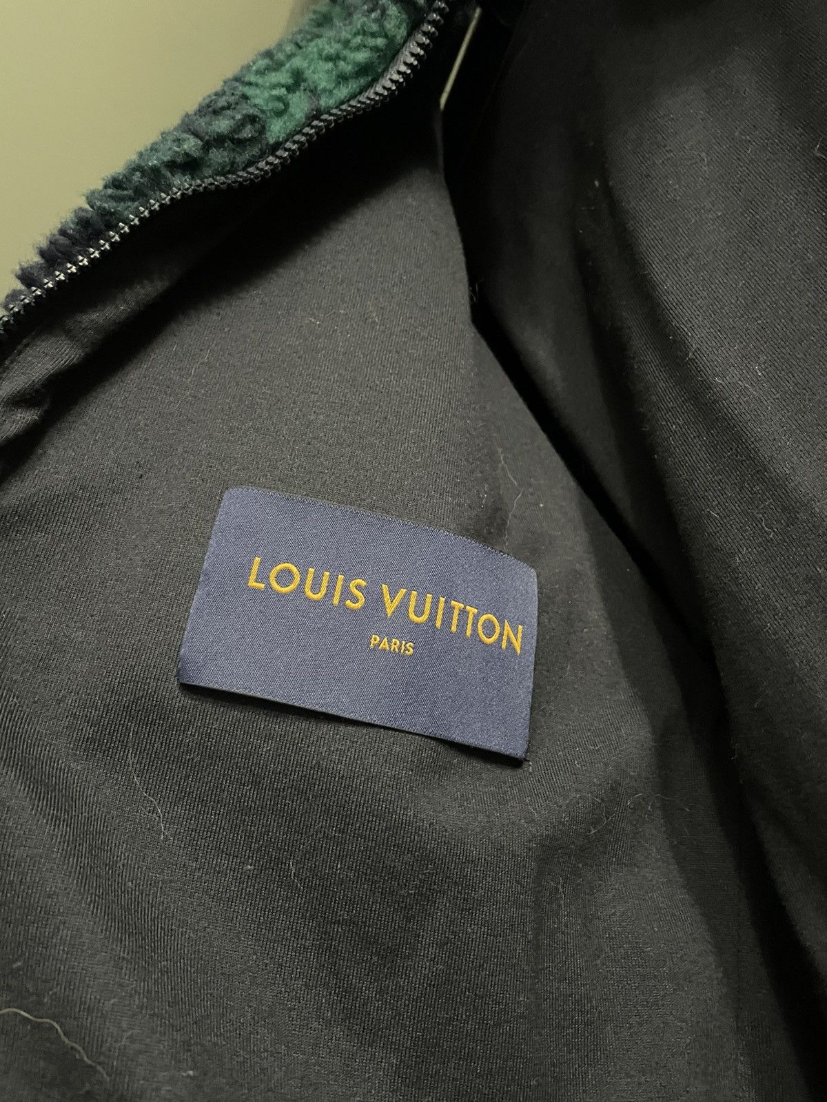 Louis Vuitton Louis Vuitton Mens 2023 Monogram Camo Fleece Blouson Jacket Size US M / EU 48-50 / 2 - 10 Thumbnail
